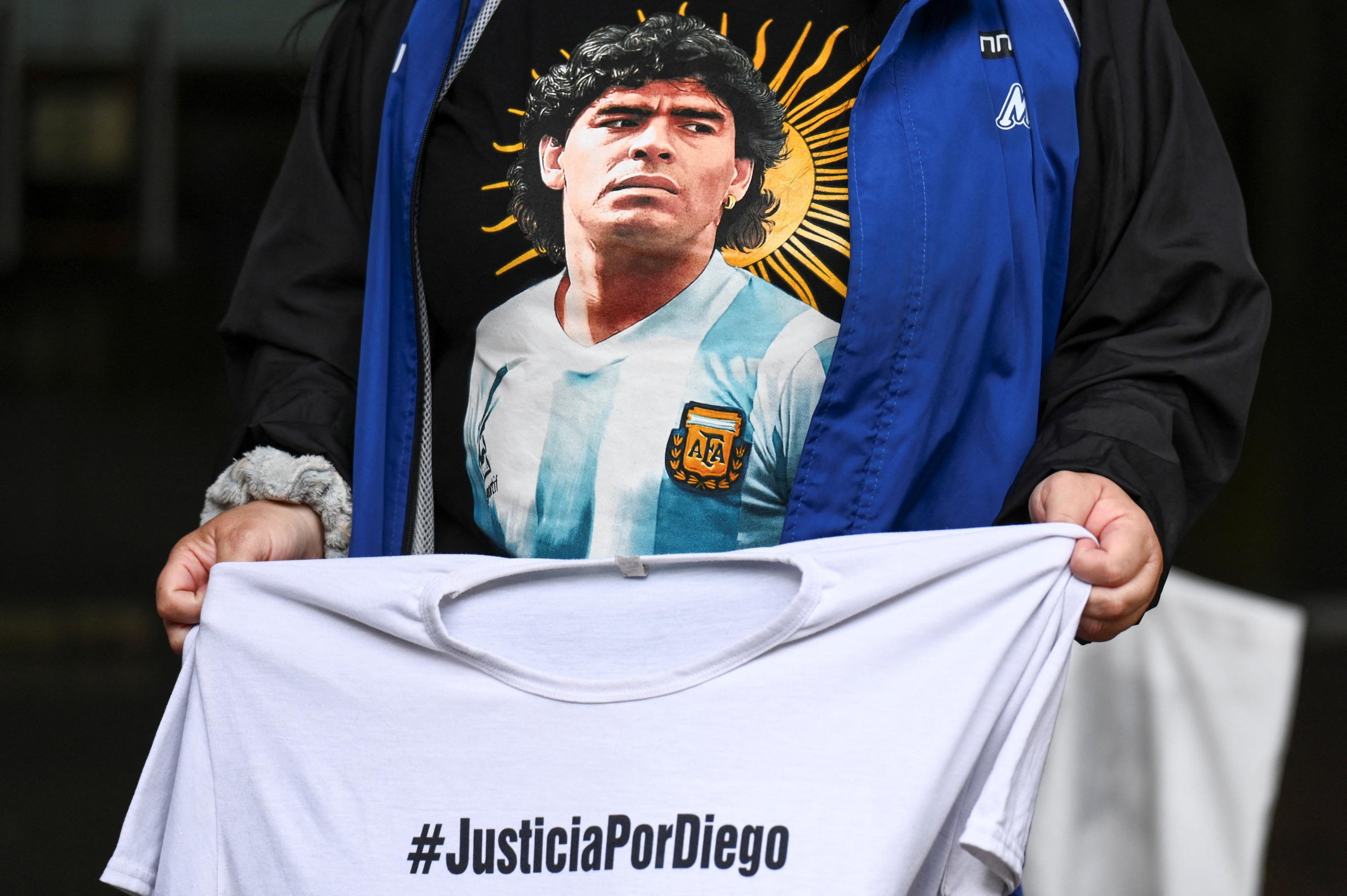 Mort de Maradona : verdict attendu le 22 décembre après six mois de procès