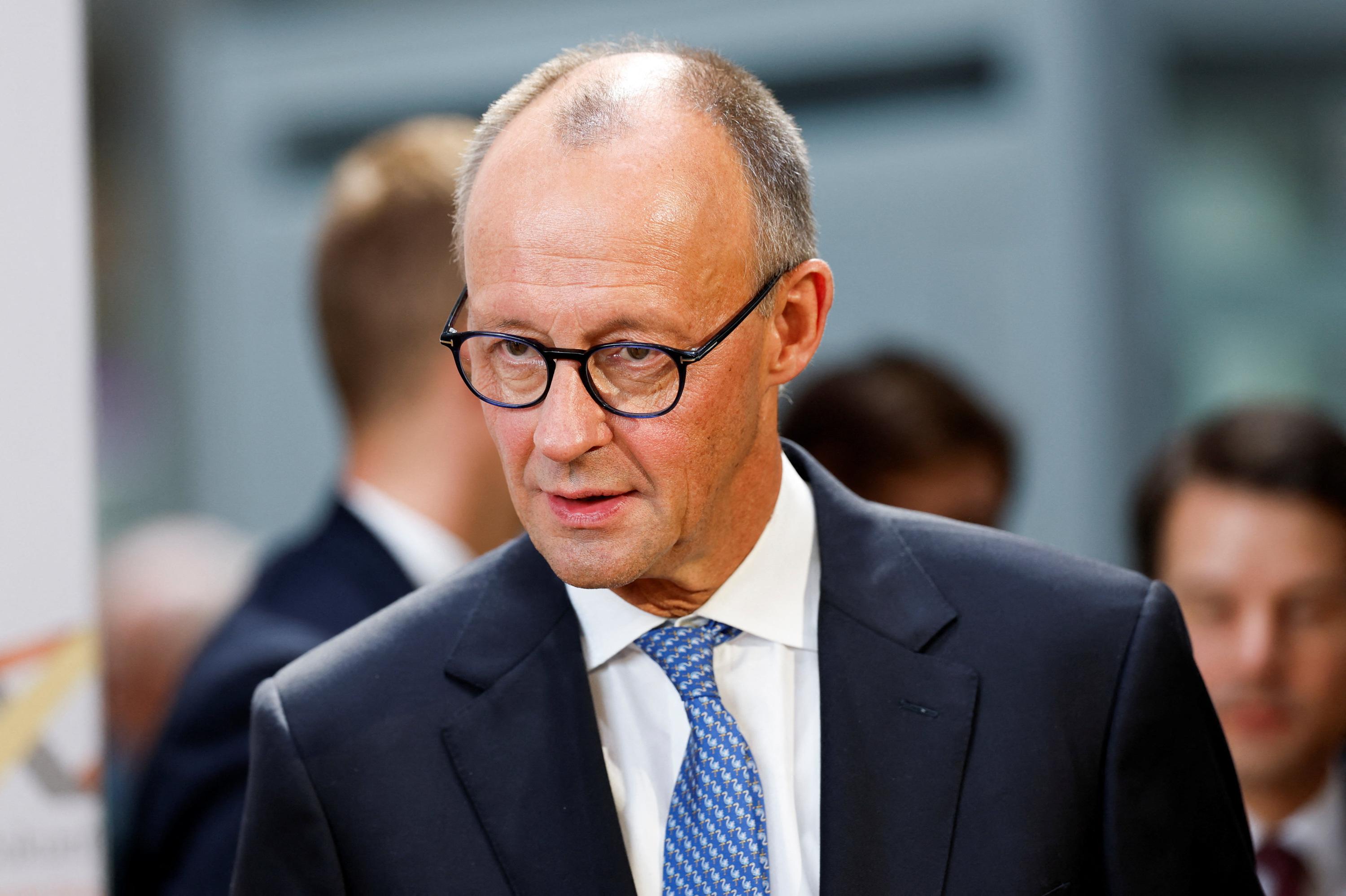 Le Chancelier Allemand Friedrich Merz Réclame La Levée De L'Interdiction Prévue De La Vente De Véhicules Thermiques En 2035