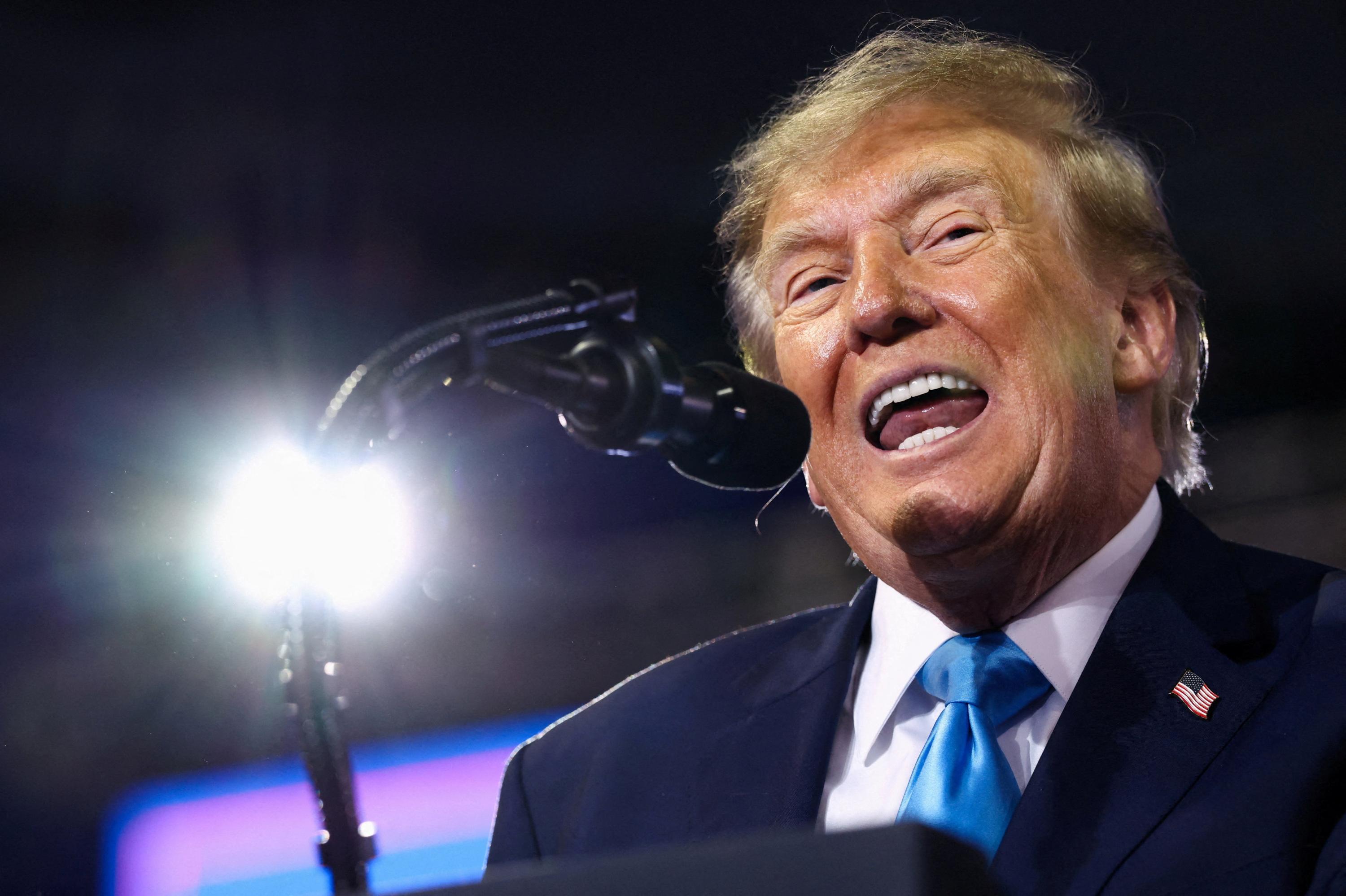 Trump accuse Zelensky de «ne pas vouloir mettre fin» à la guerre avec la Russie