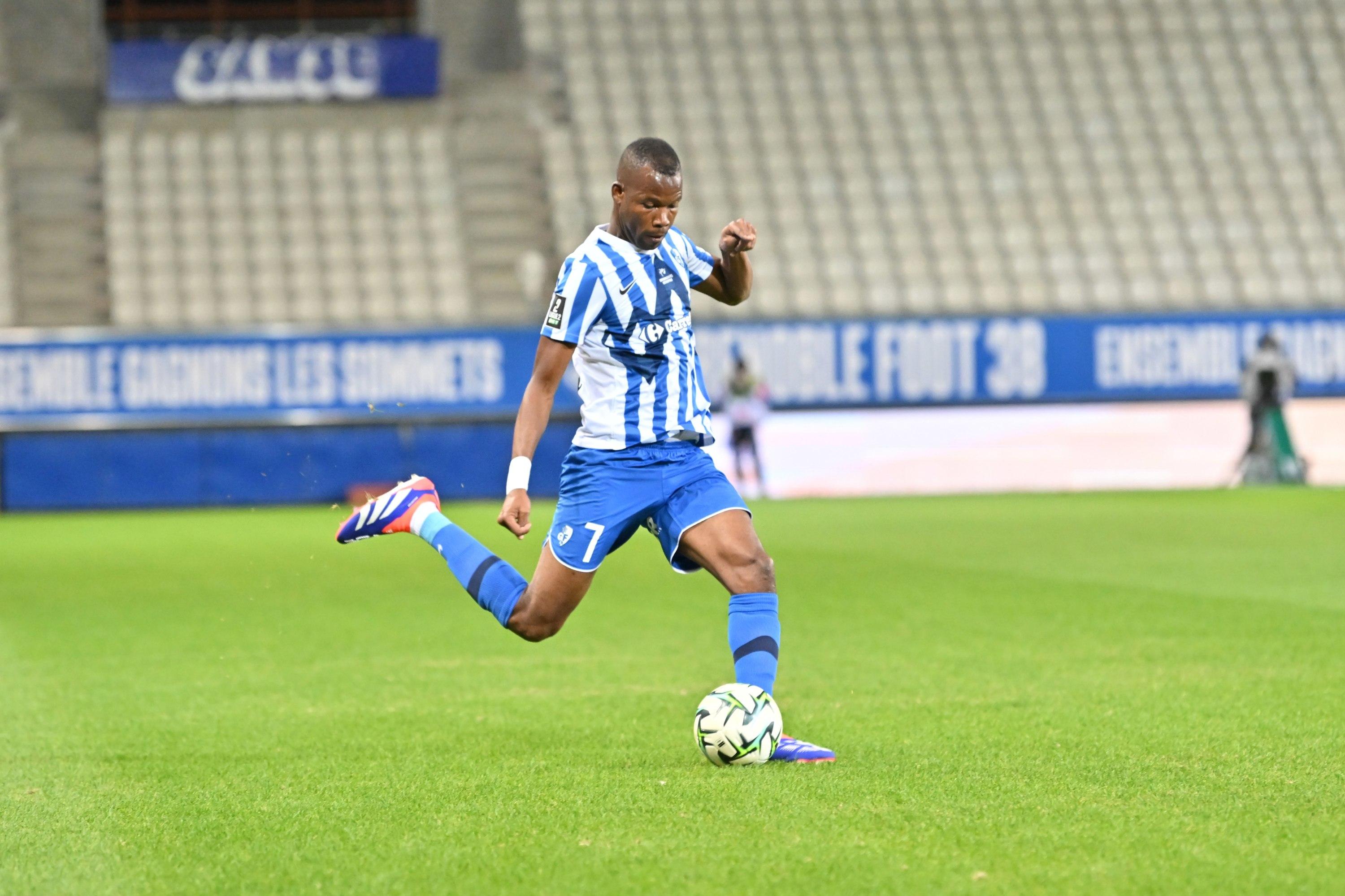 Ligue 2 : Grenoble bat tranquillement Caen