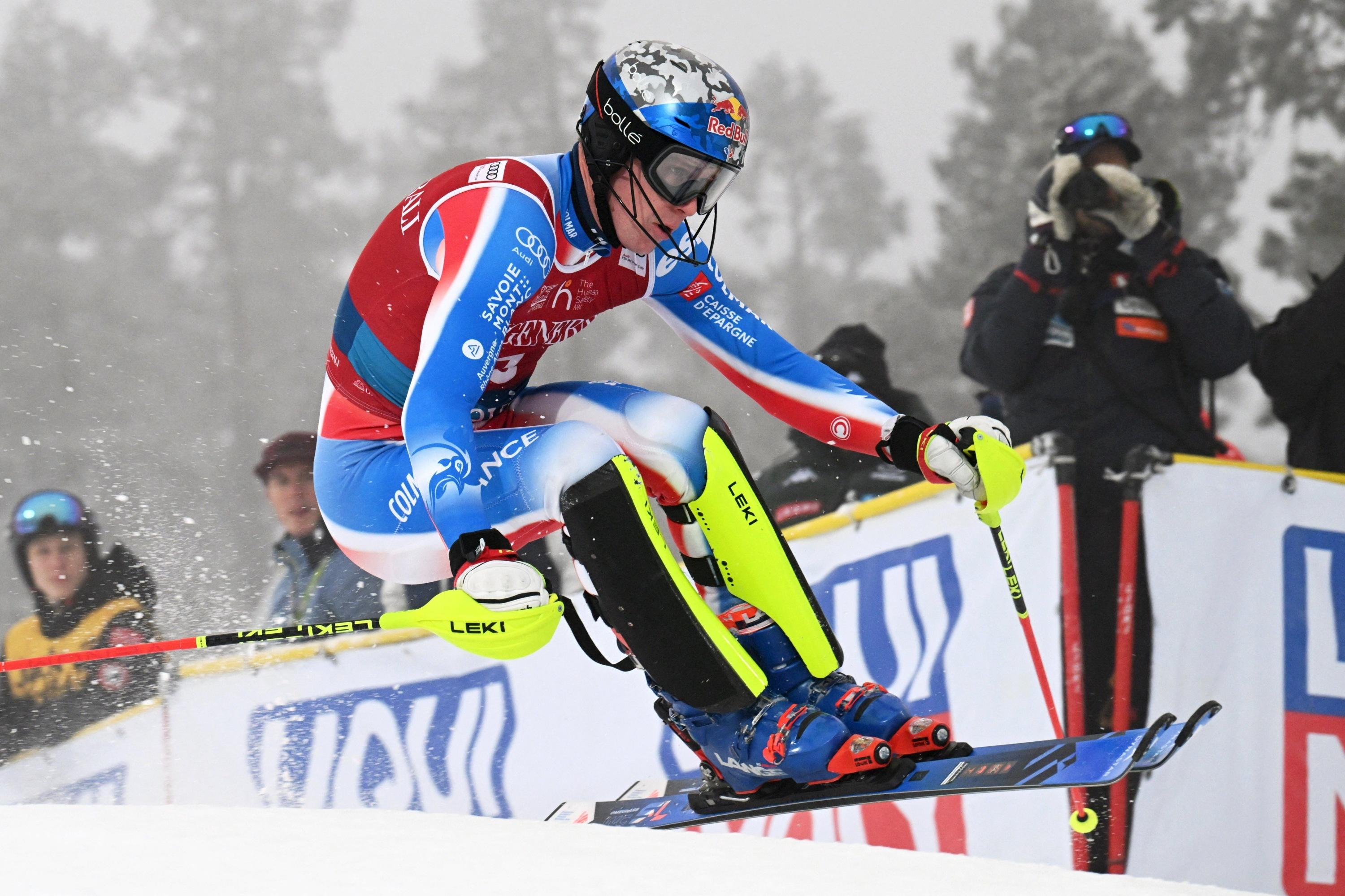 Ski alpin : Clément Noël remporte le premier slalom de l'hiver en Finlande