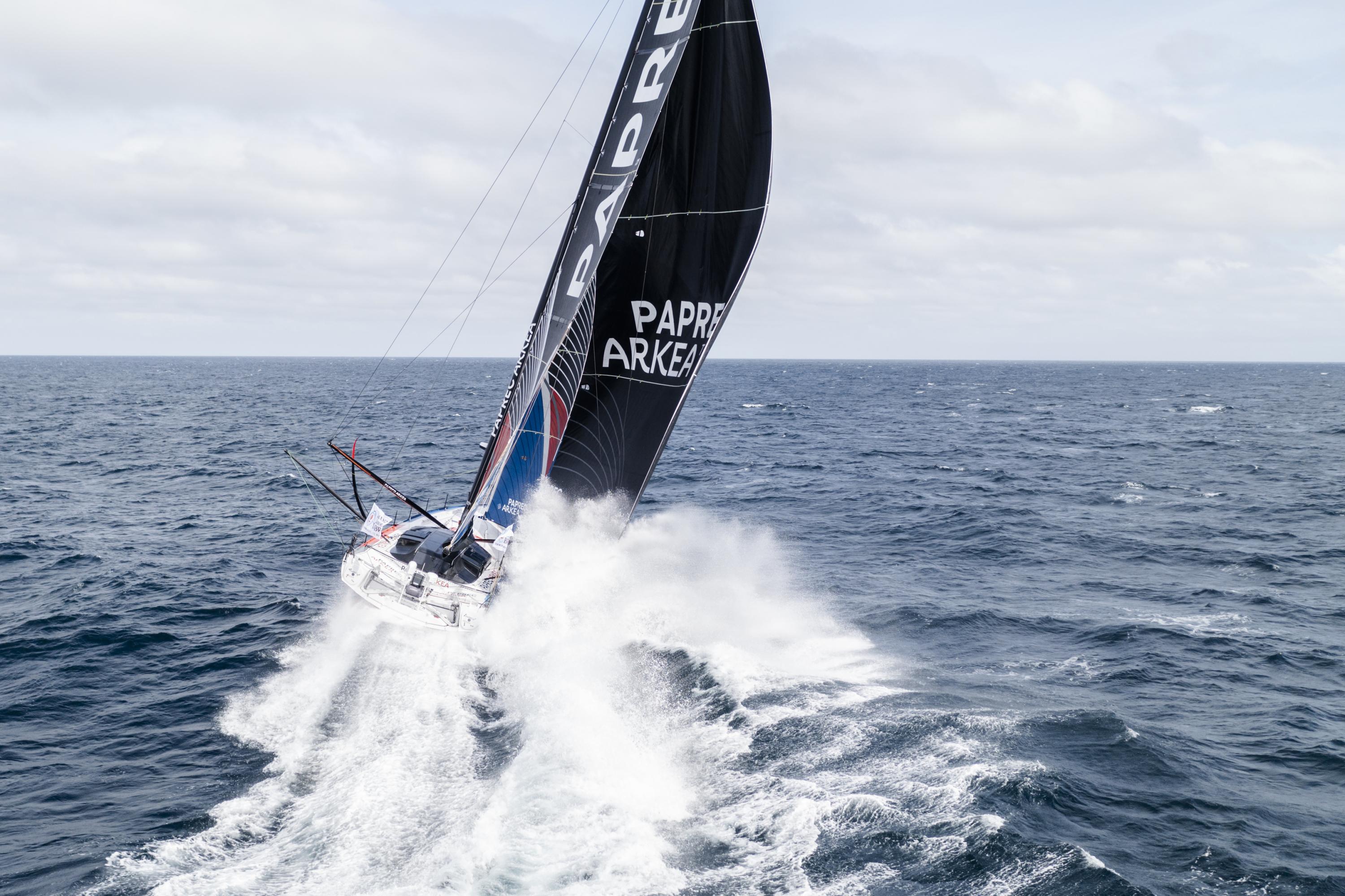 Vendée Globe : «Ça bombarde !», les images saisissantes de Richomme qui file à 30 nœuds