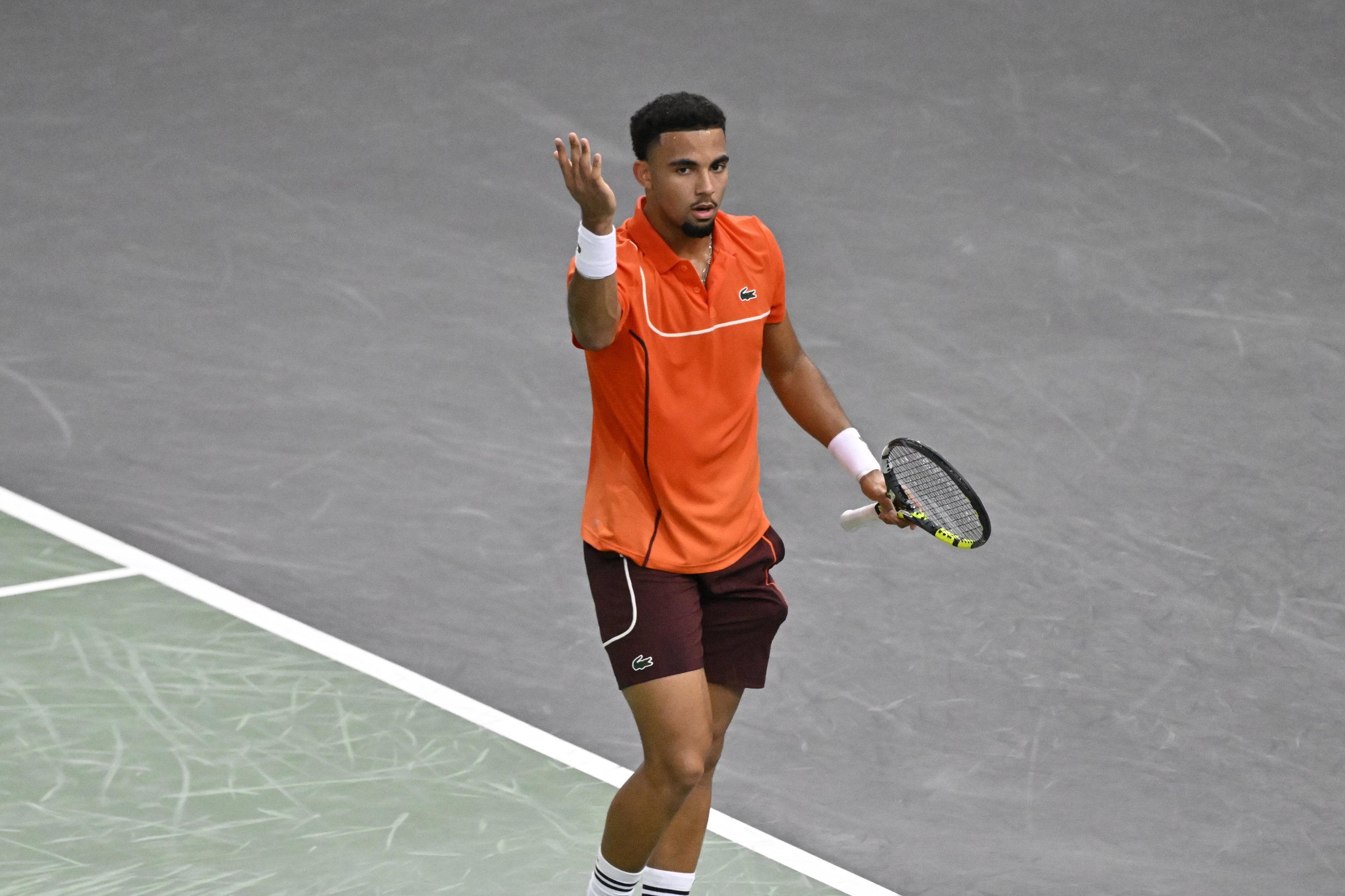 Tennis: le duel 100% français tourne à l’avantage de Müller qui renverse Fils à Hong Kong