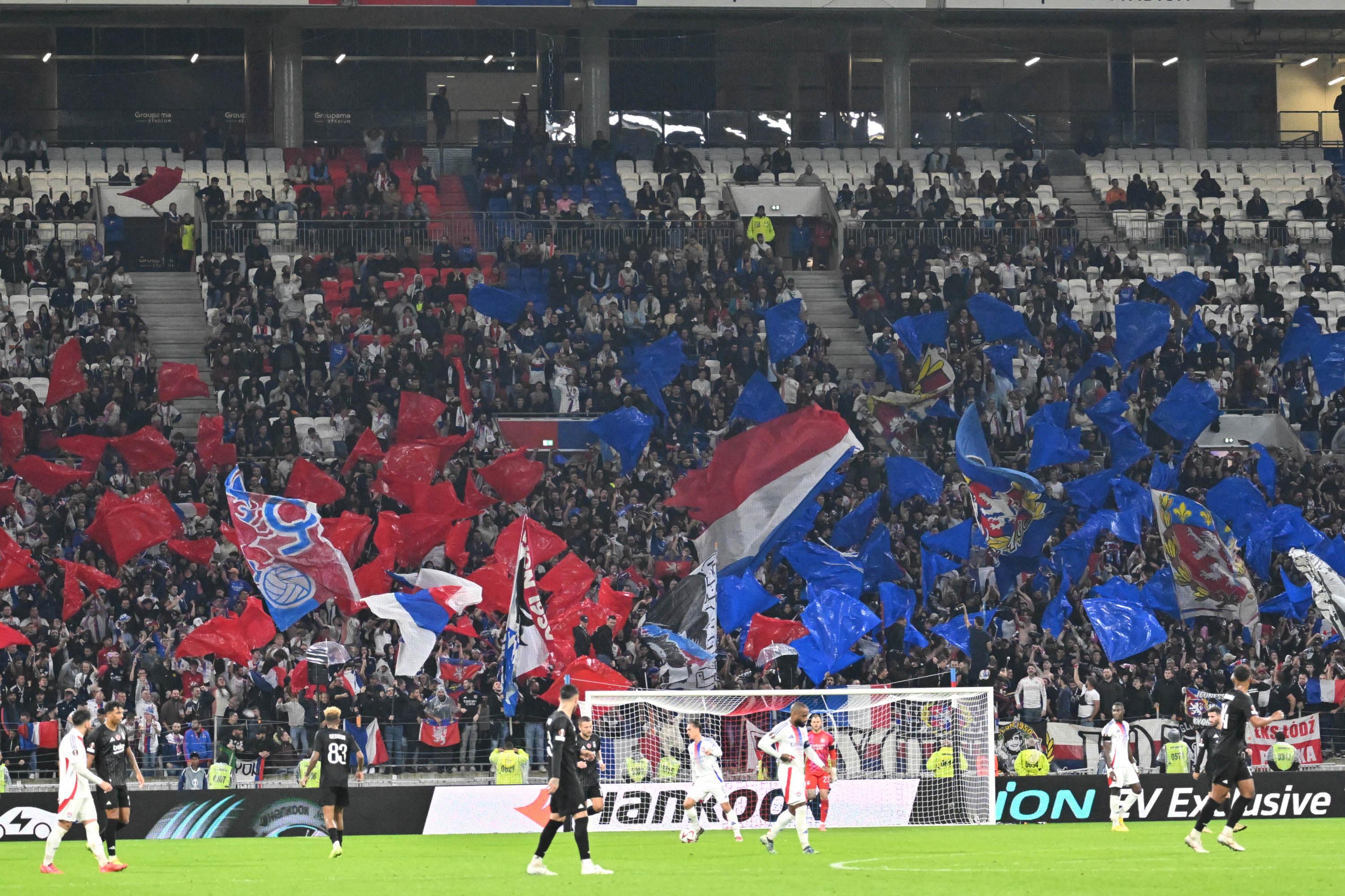 Foot: «L’OL ne tolère aucune violence» après des incidents racistes de ses supporters à Bourgoin