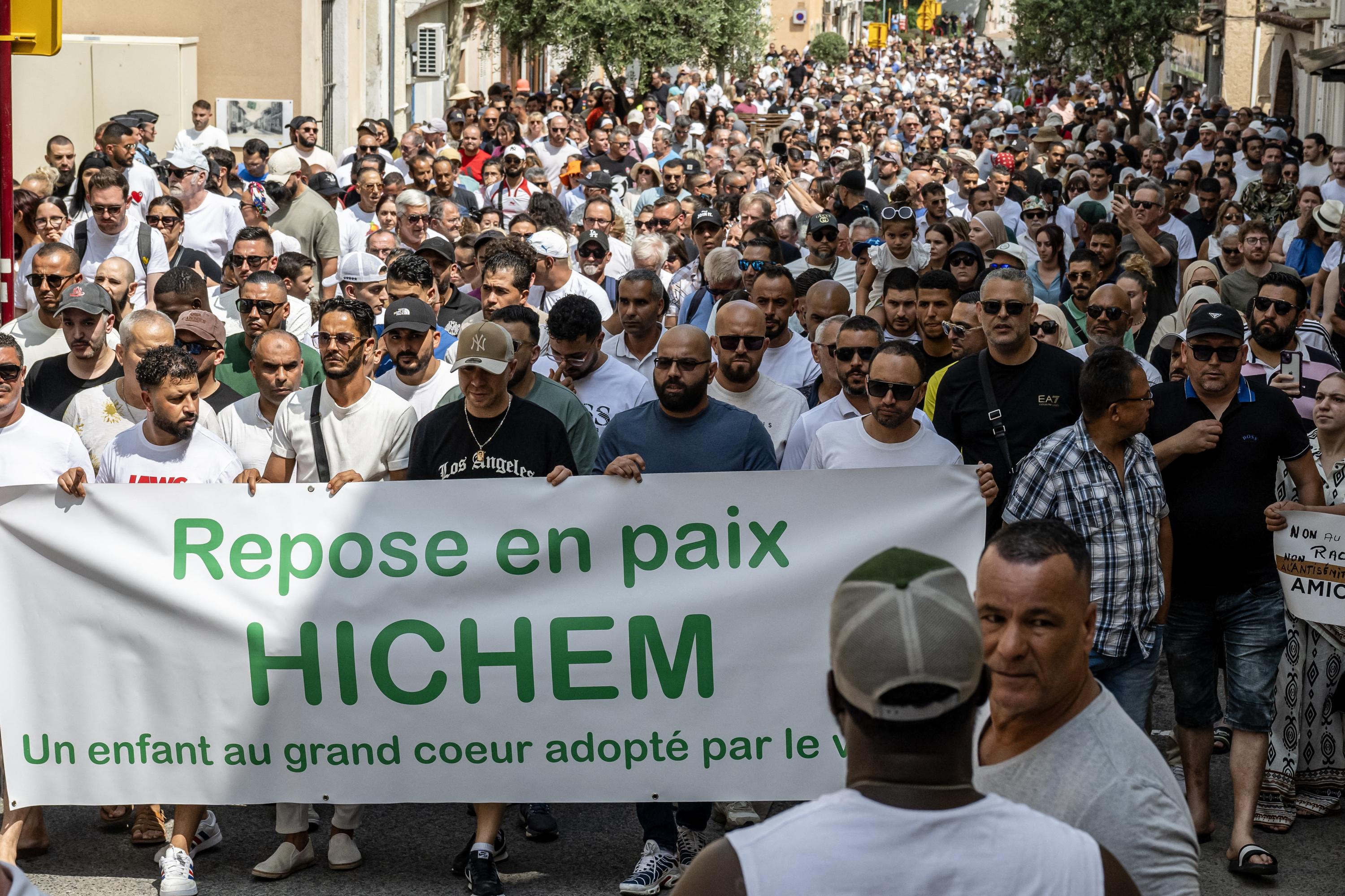 Le Tunisien assassiné en France sera enterré en Tunisie mercredi selon sa famille