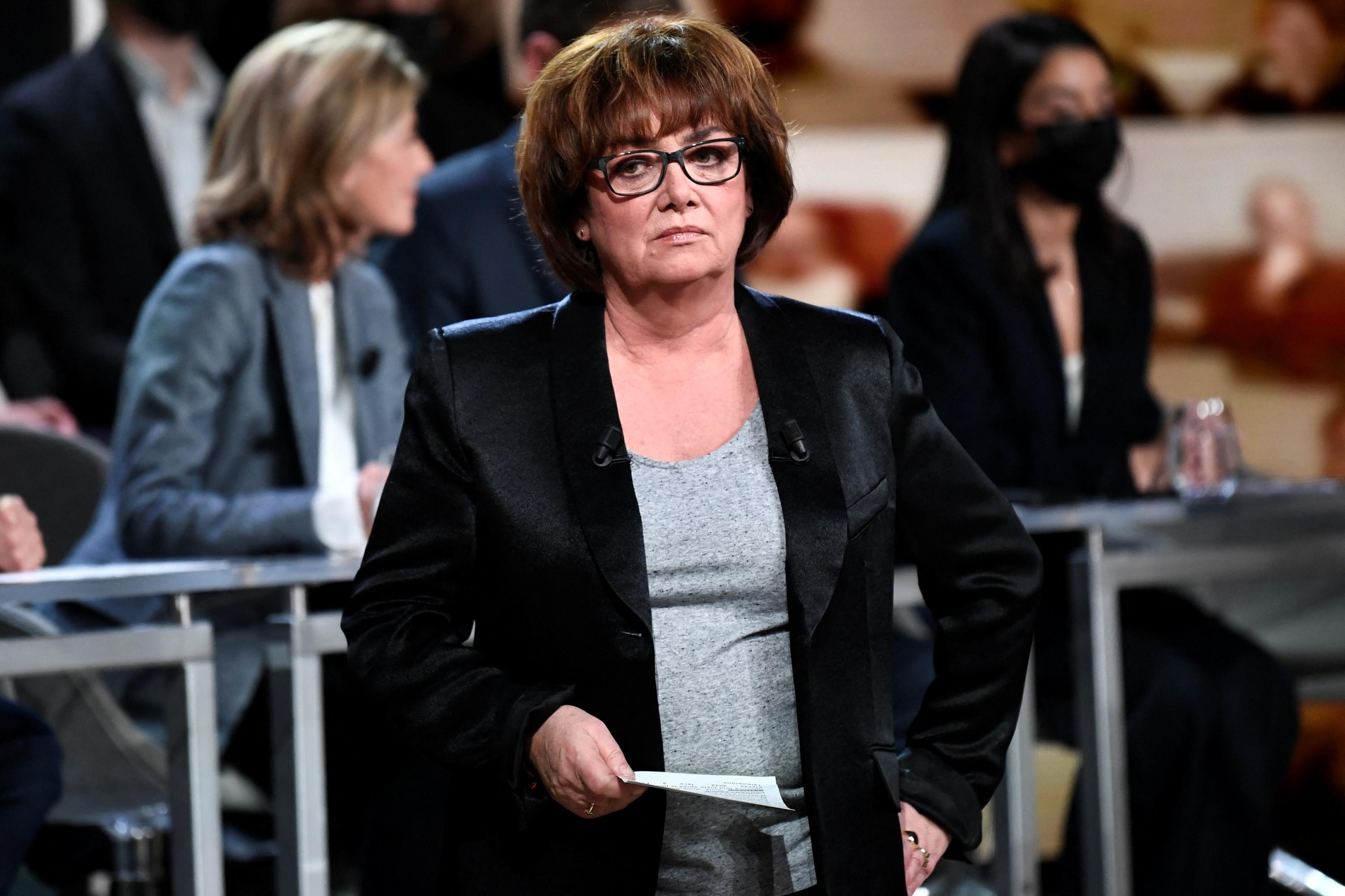 Nathalie Saint-Cricq envisage-t-elle de poursuivre sa carrière à la télévision ? Selon TV Magazine, la journaliste s'exprime après l'incident avec Éric Ciotti — Info & Société