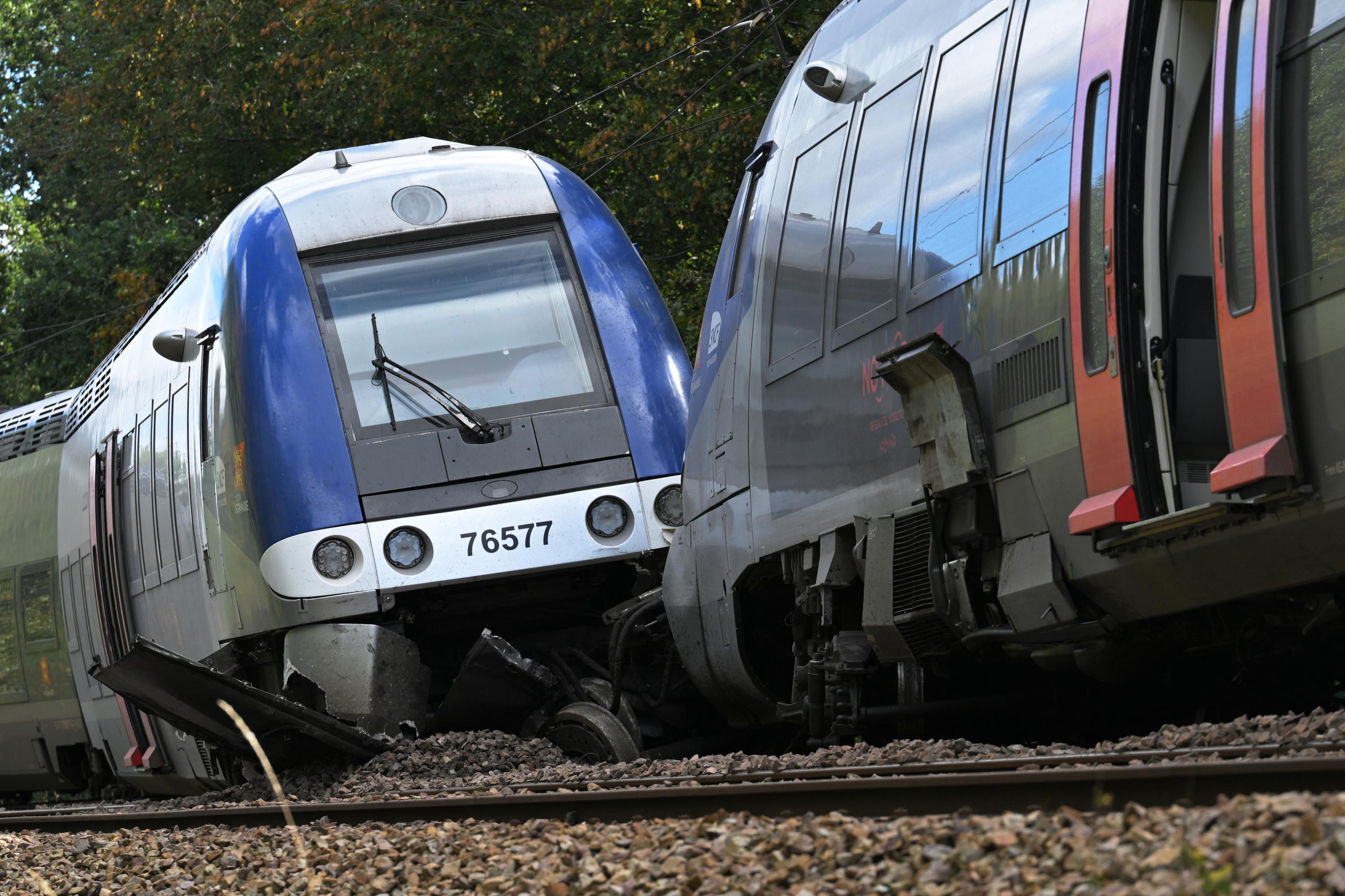 EN DIRECT - Déraillement d’un TER en Seine-Maritime : le «rail de 300 kg» placé sur les voies «n’est pas arrivé là par hasard», selon Hervé Morin