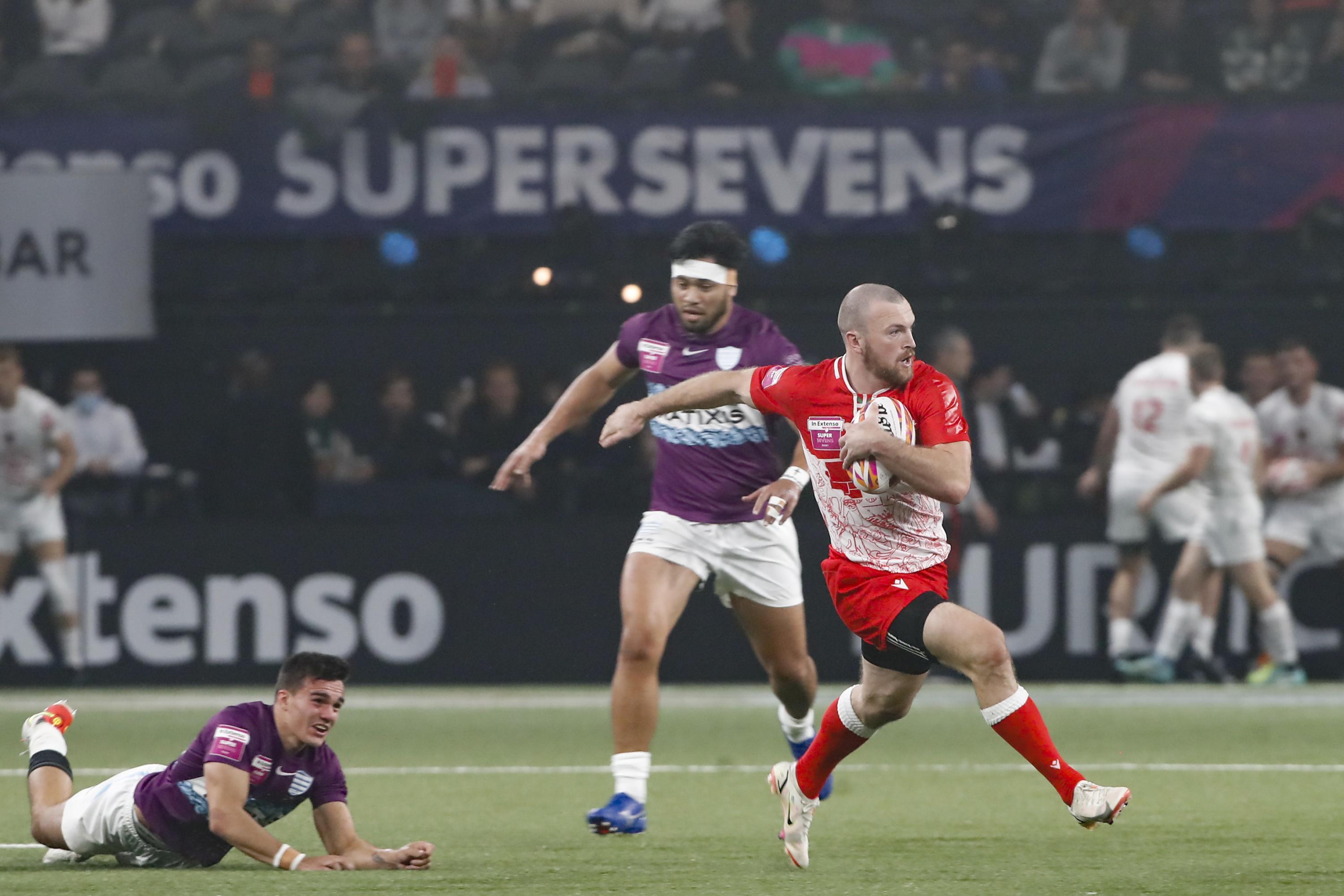 Rugby à VII : Pau déroule face à Toulon, Clermont s'écroule face aux Barbarians