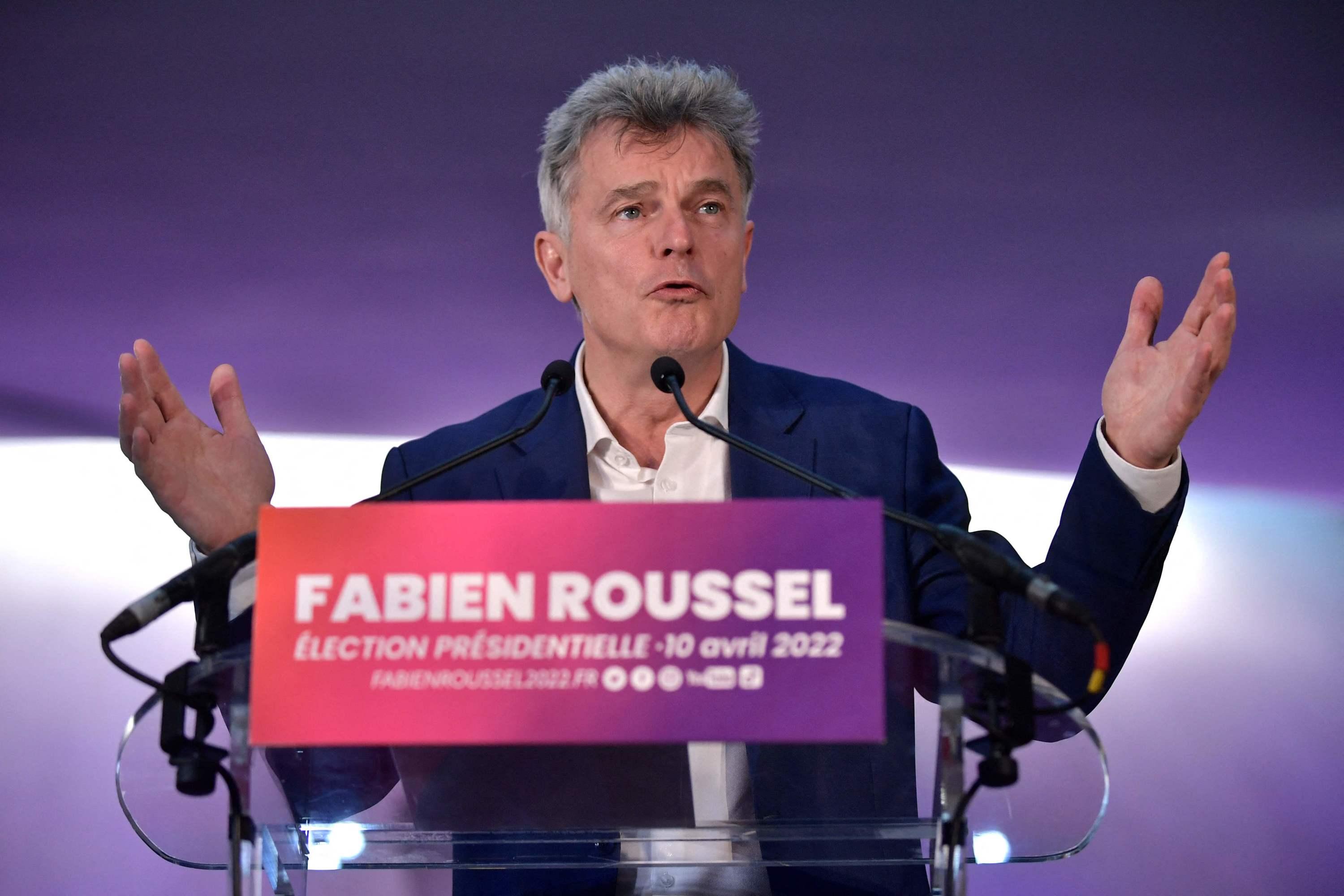 Résultat présidentielle 2022 : Roussel regrette le «vote utile» à gauche et  appelle à voter Macron