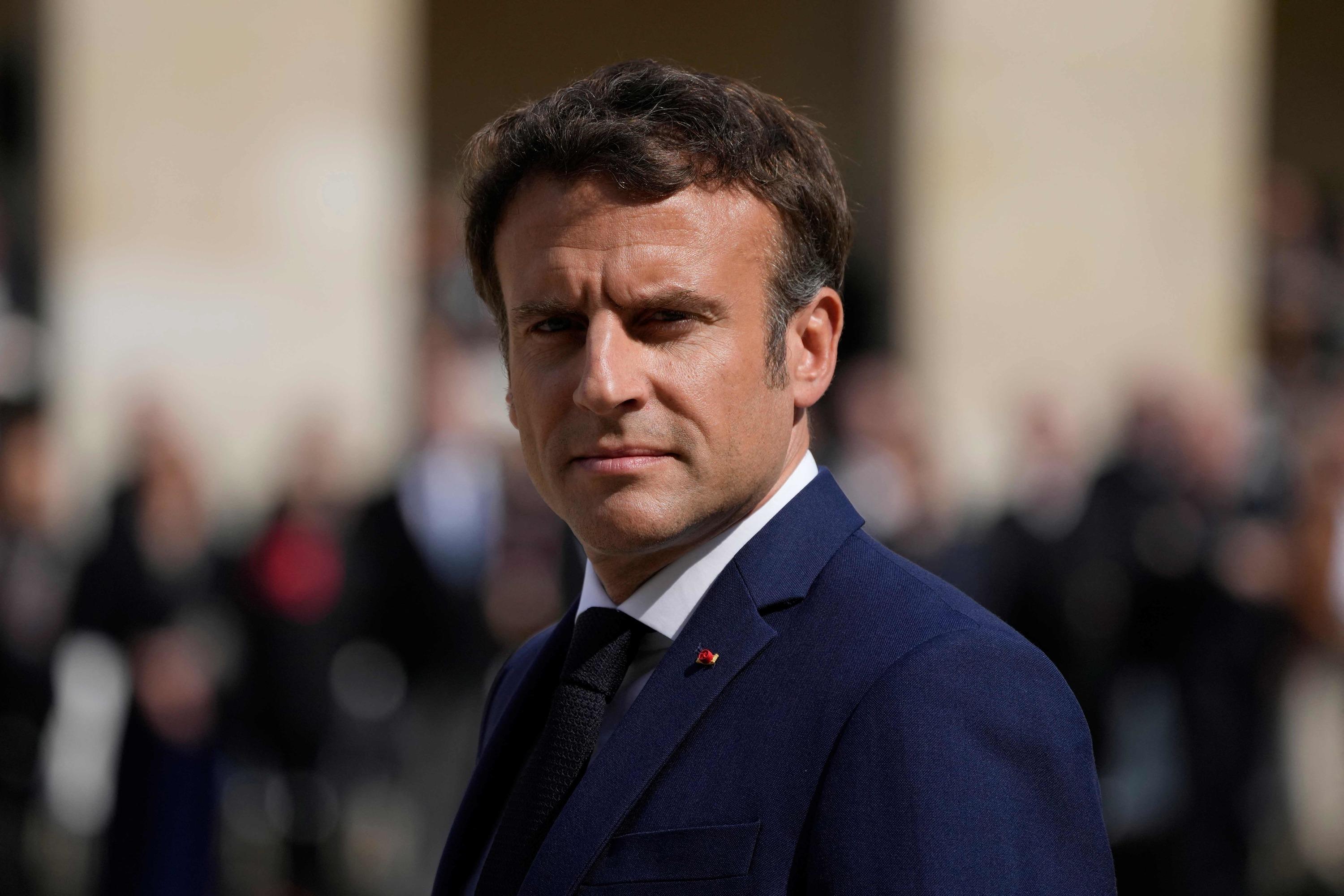 Combien De Quinquennat Peut Faire Un President Francais Remaniement : combien de temps Emmanuel Macron peut-il prendre pour former  son nouveau gouvernement ?