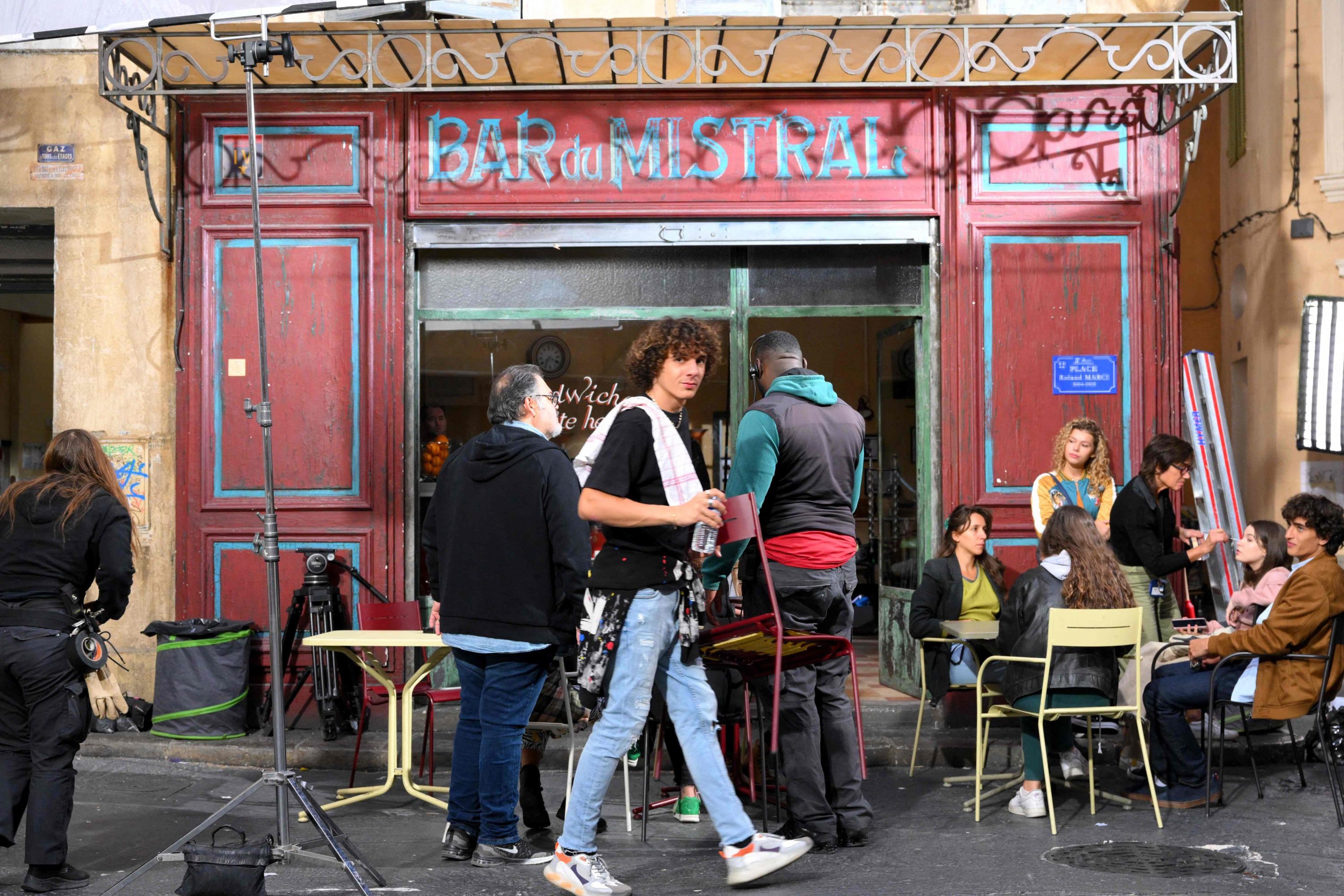 Plus Belle La Vie 12 Mai 2022 Plus belle la vie» : France Télé promet d'autres tournages à Marseille pour  «compenser» l'arrêt de la série