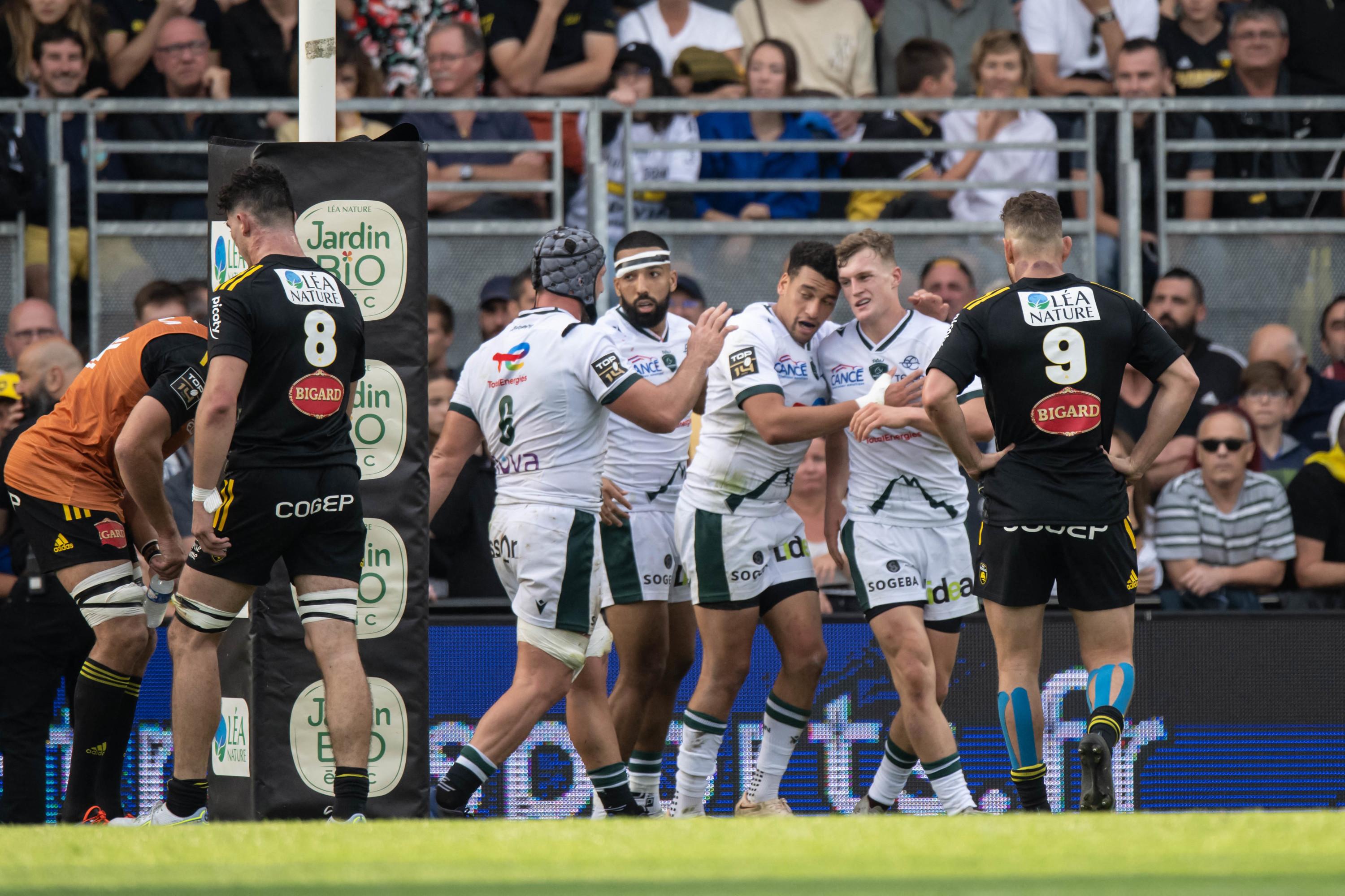 Top 14 : Pau crée la surprise à La Rochelle, Le Racing s'offre Brive