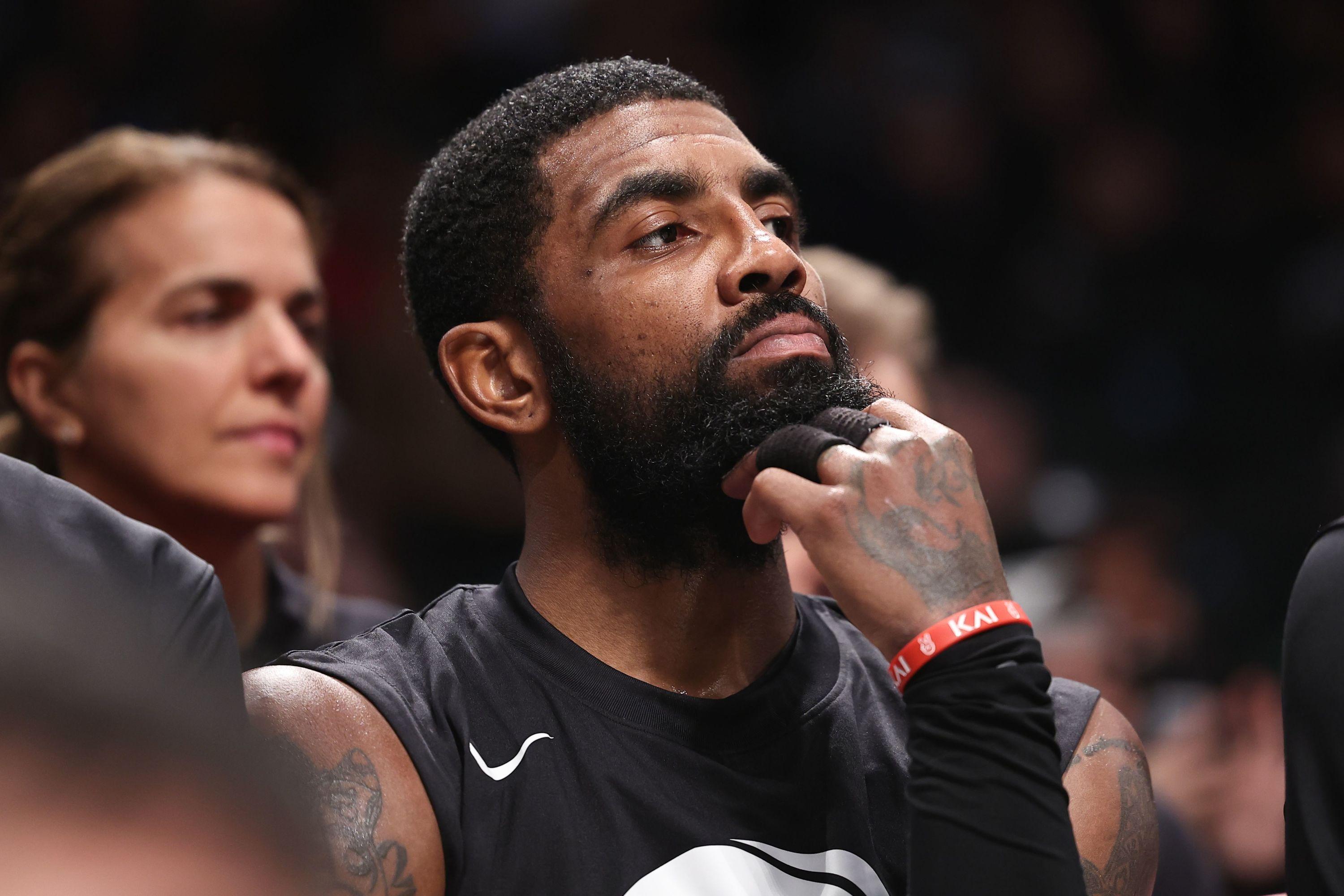 Nba Kyrie Irving S Excuse Et Assure Ne Pas Etre Antisemite