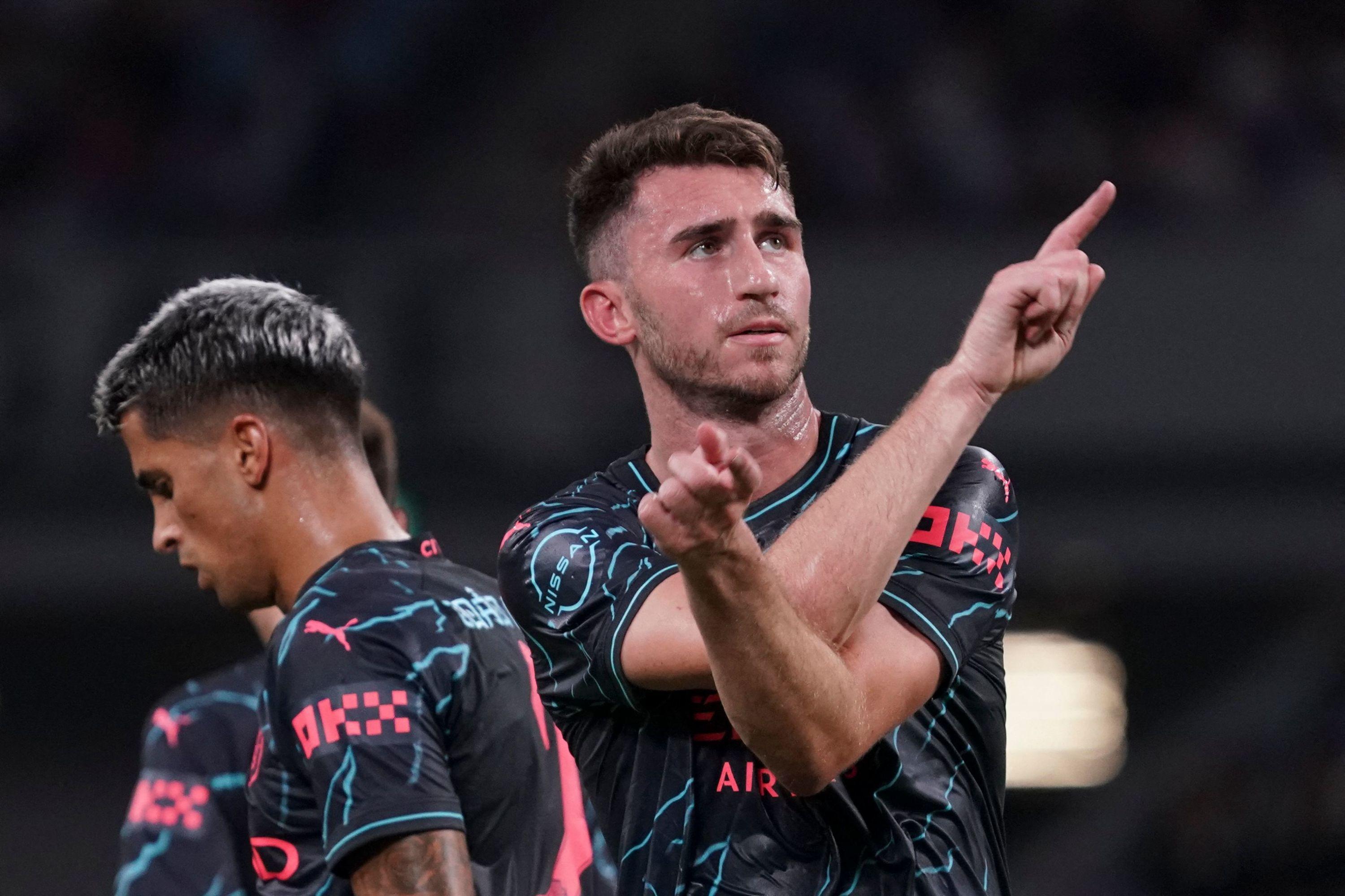 Mercato : Aymeric Laporte annonce son départ de Manchester City