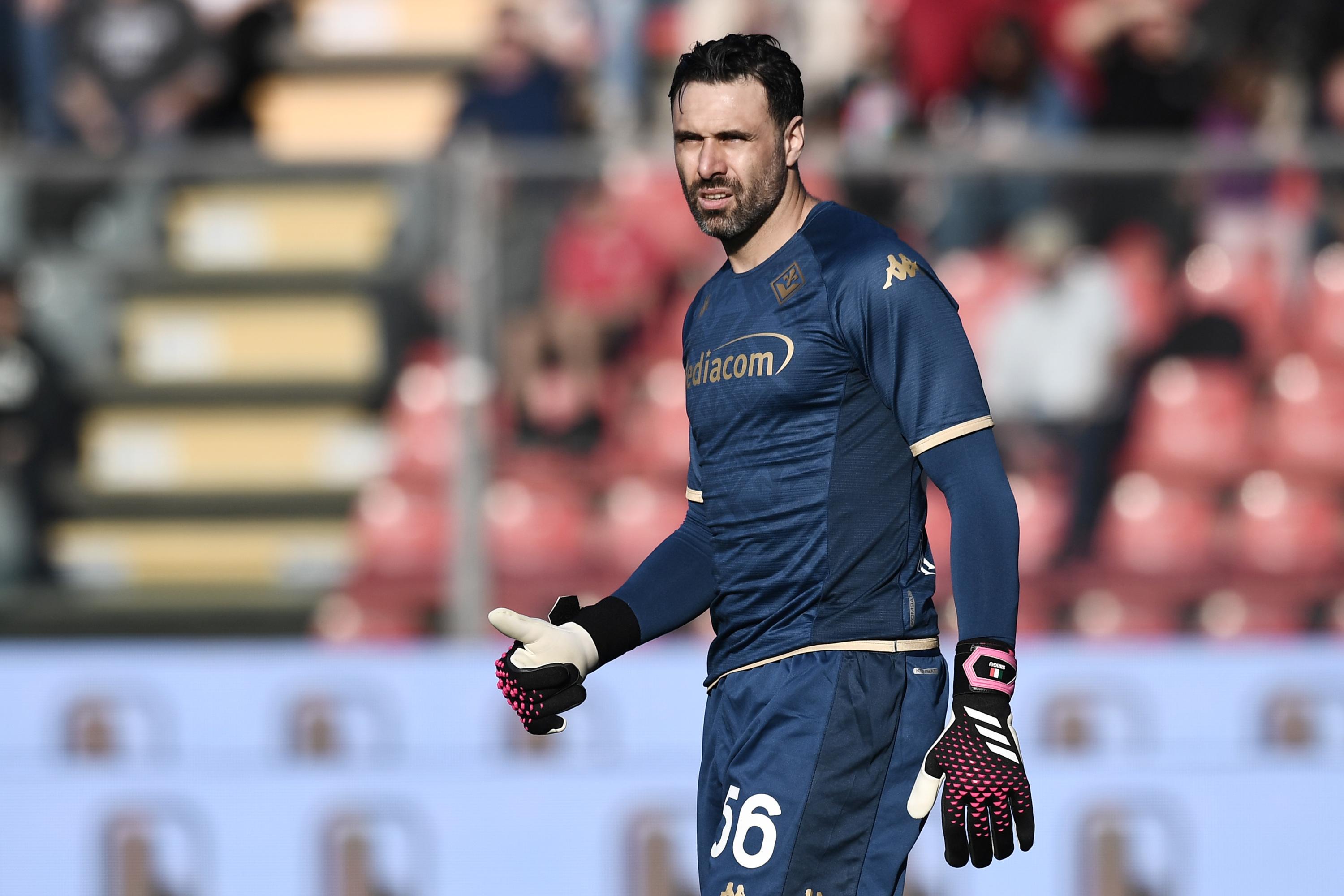 Ligue 1: Nice officialise l'arrivée de Salvatore Sirigu jusqu'à juin