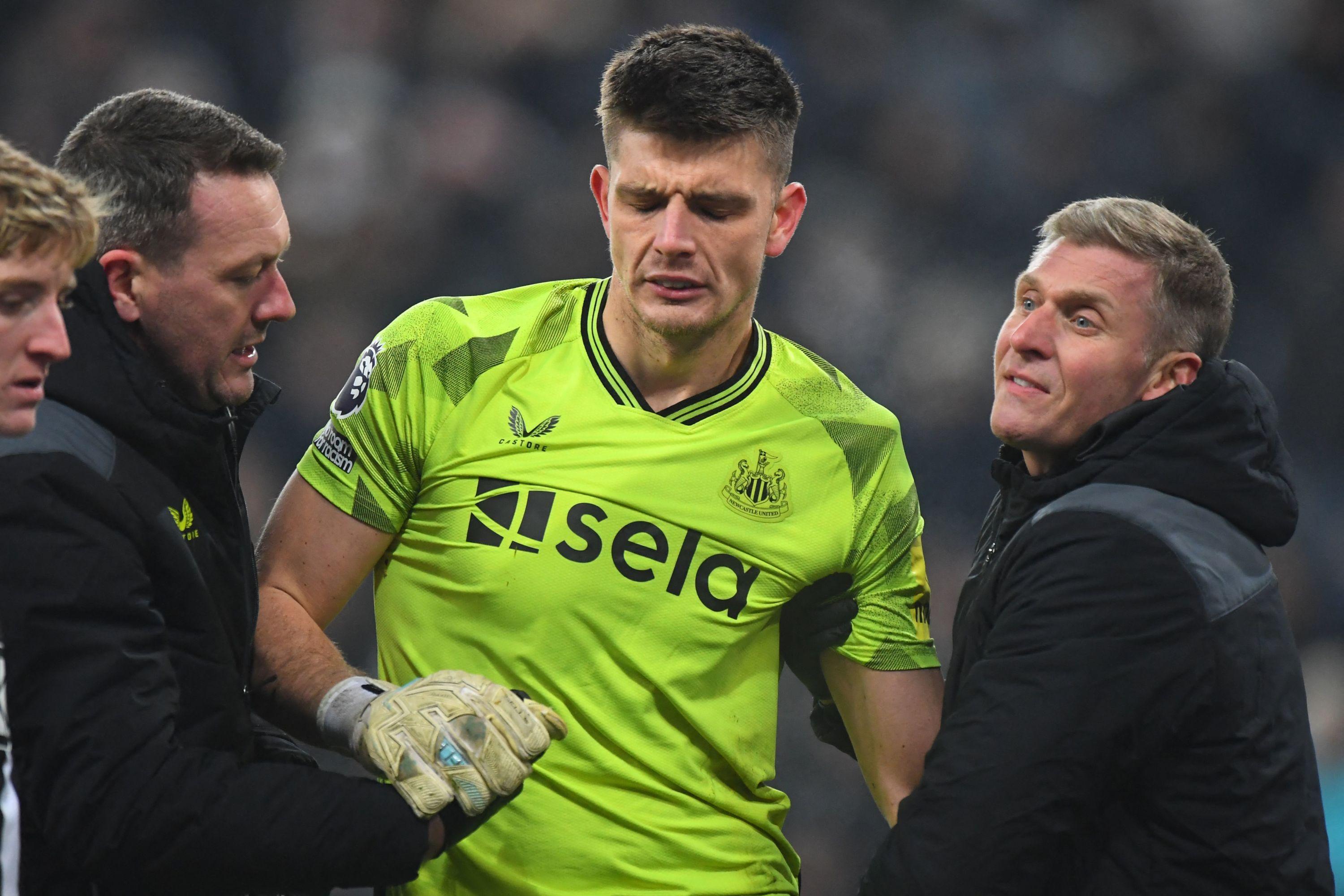 Premier League : Nick Pope, le gardien de Newcastle, devrait manquer «environ 4 mois» de compétition