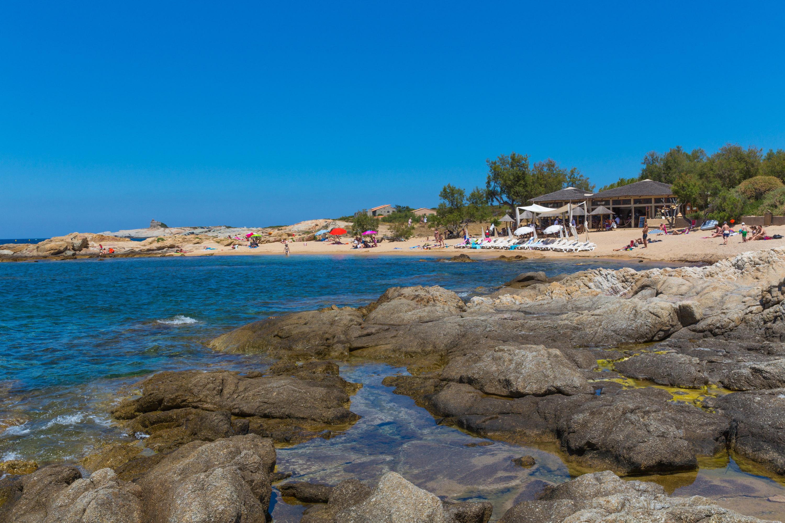 Haute-Corse : un «corps partiellement calciné» découvert sur une plage à Bastia