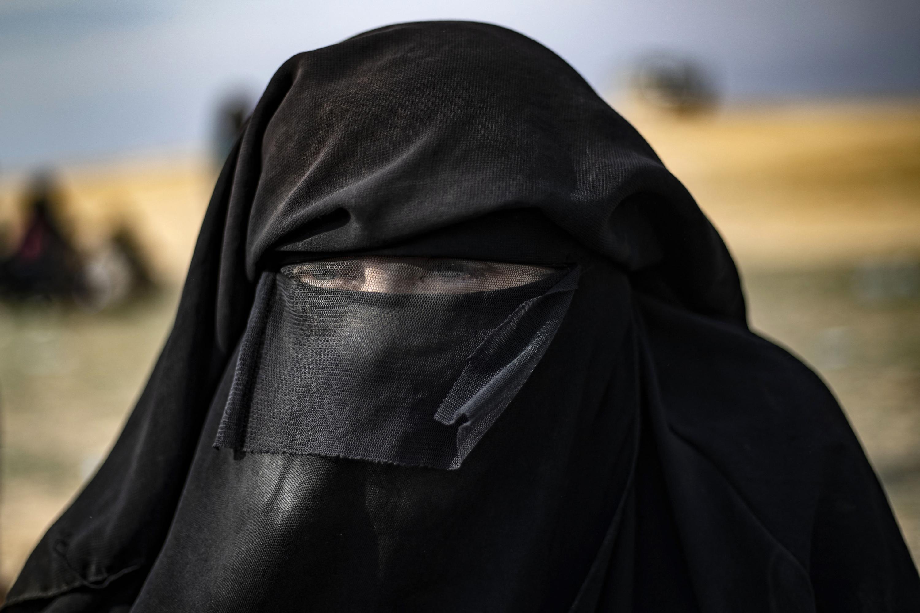 Revenue de Syrie, l’ancienne épouse d’un jihadiste mise en examen pour crime contre l'humanité