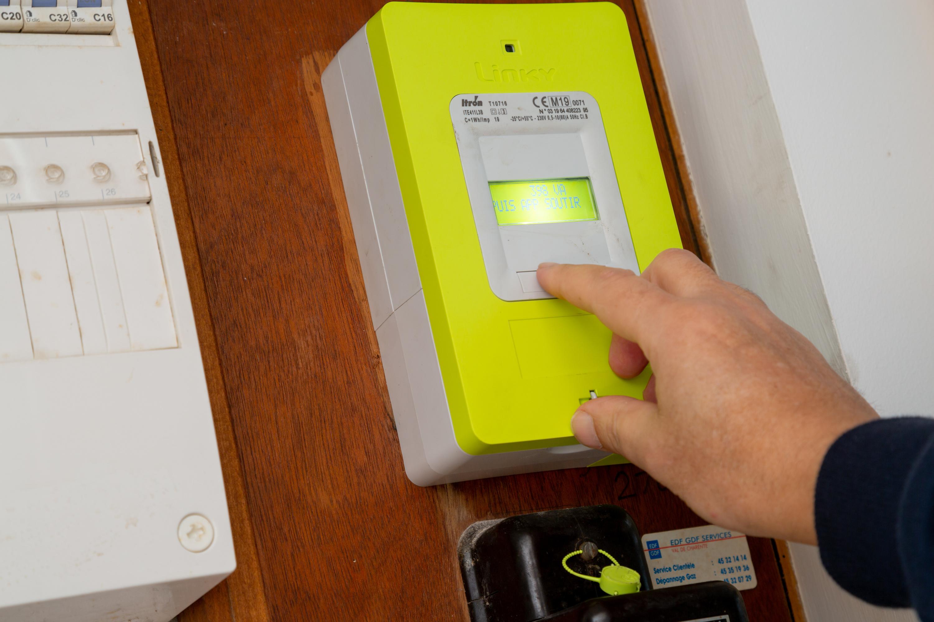 L’inquiétante prolifération des escrocs qui proposent de truquer votre compteur Linky pour faire «au moins 60% d'économies»