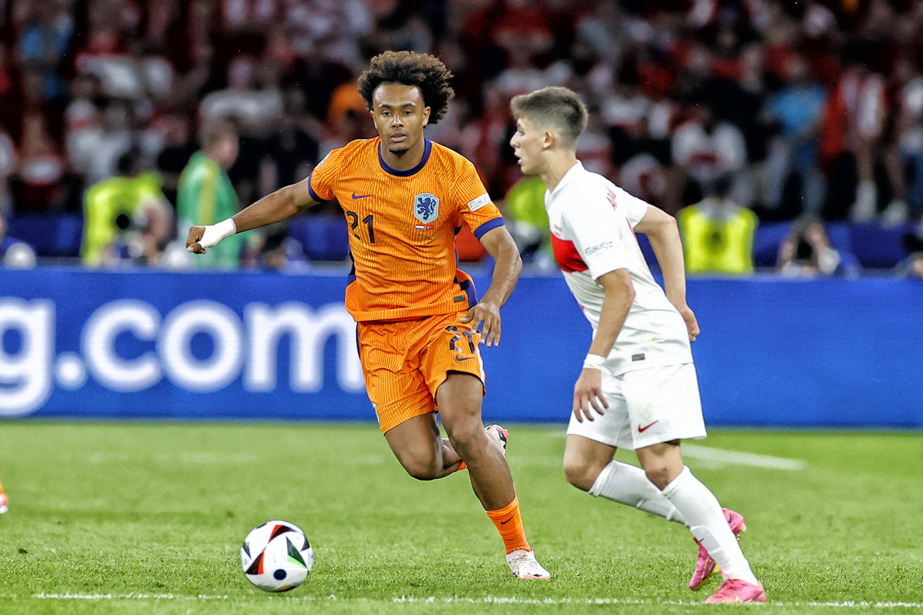 Mercato : Joshua Zirkzee va signer à Manchester United