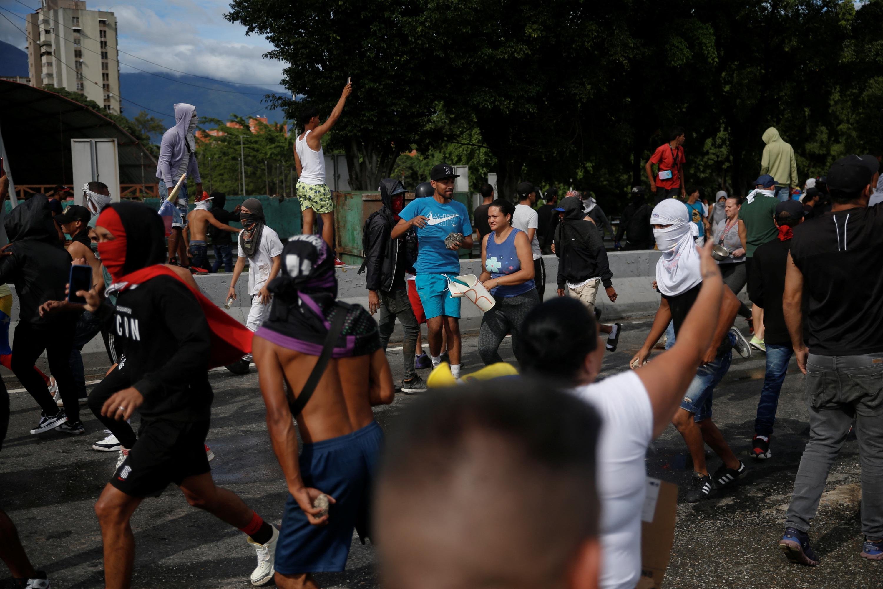 Venezuela : une personne tuée dans des manifestations contre la réélection de Maduro