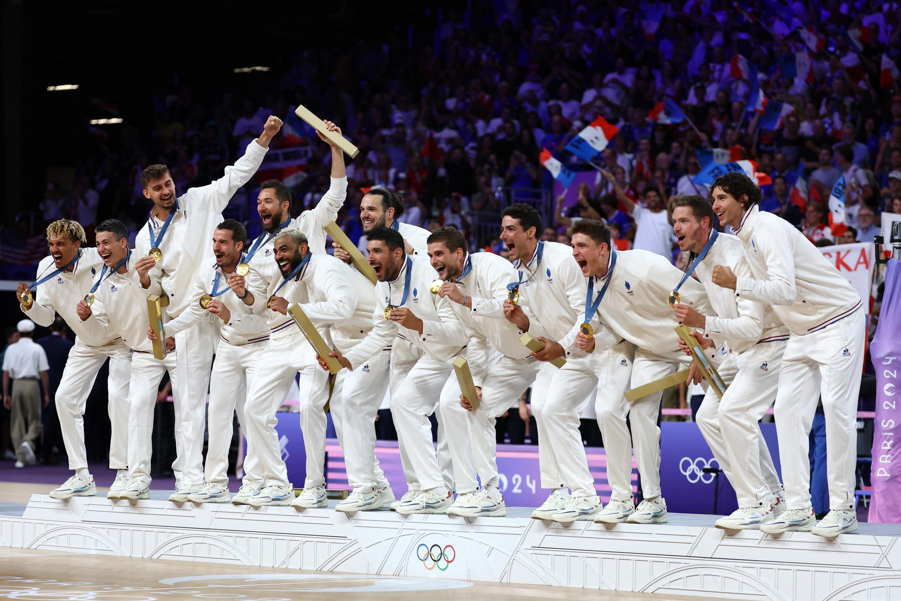 JO - Volley : Ngapeth le rappeur, Clévenot le footballeur... Qui sont vraiment les doubles champions olympiques ?