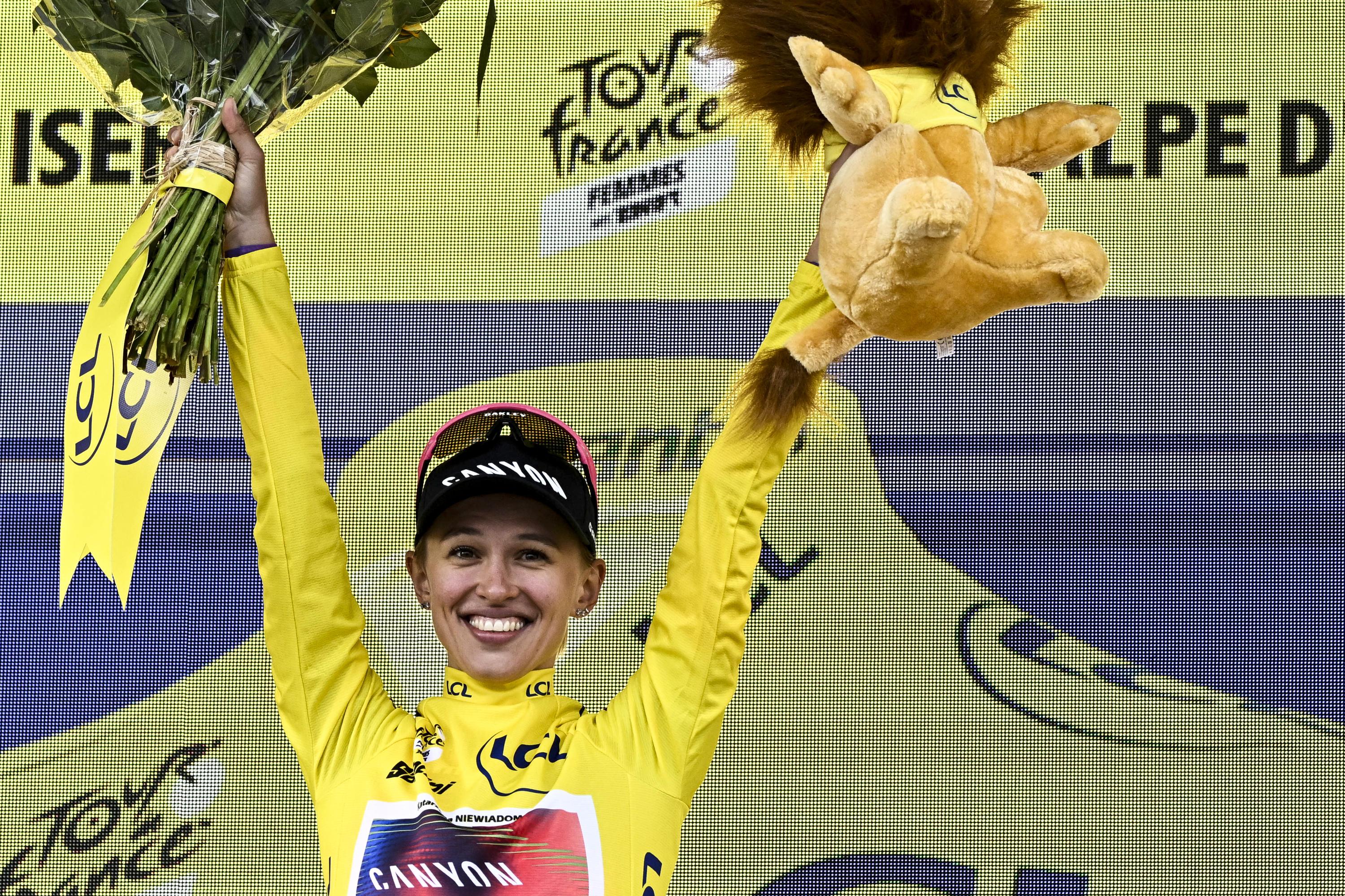 Tour de France (F) : Katarzyna Niewiadoma, le jaune lui va si bien