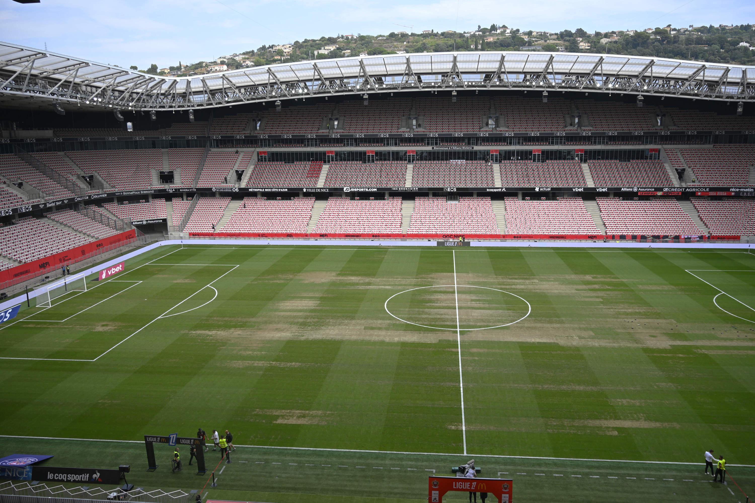 Ligue 1: Haise et Novell déplorent l'état de la pelouse de Nice-Toulouse