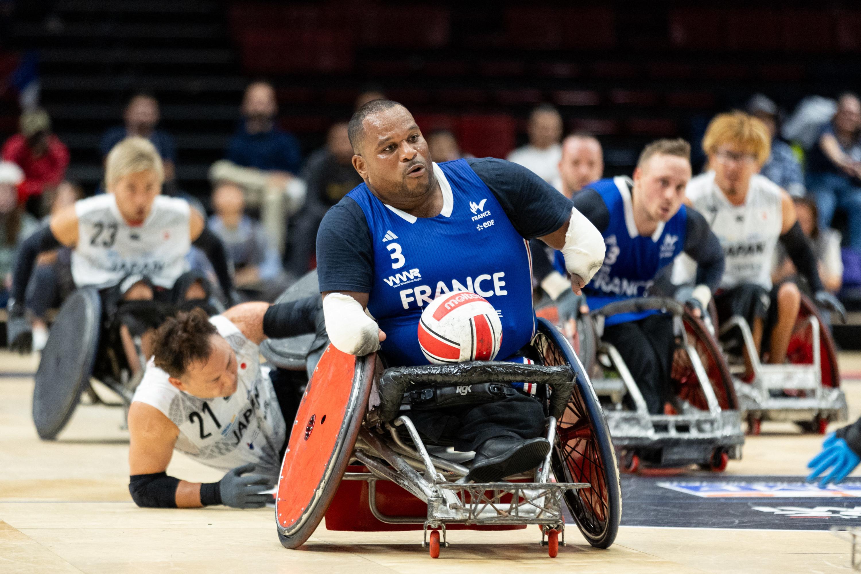 Jeux paralympiques: Cédric Nankin, le rugby fauteuil par amour du sport collectif