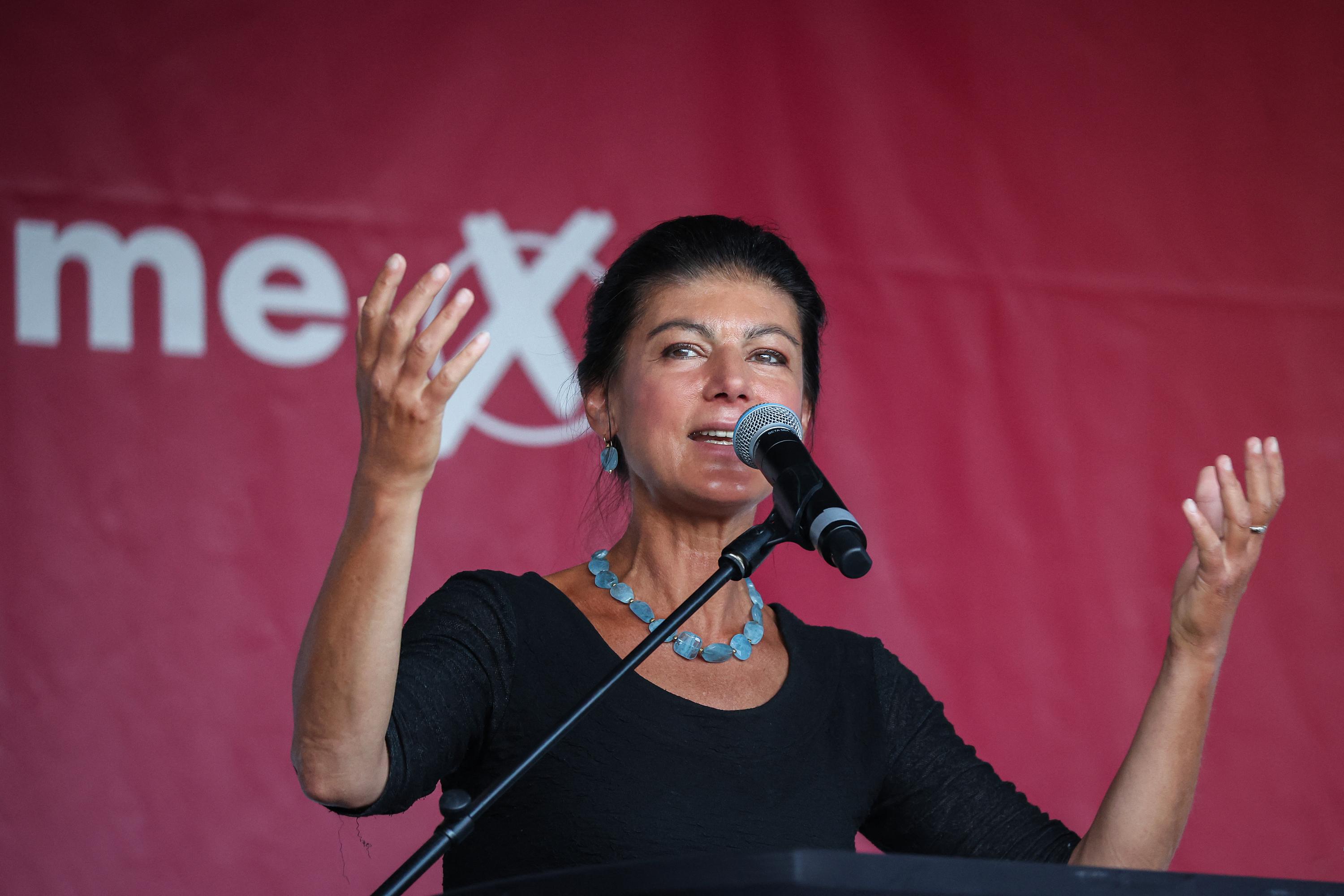 En Allemagne, Sahra Wagenknecht, l’outsider de la gauche populiste surfe sur le rejet d’Olaf Scholz