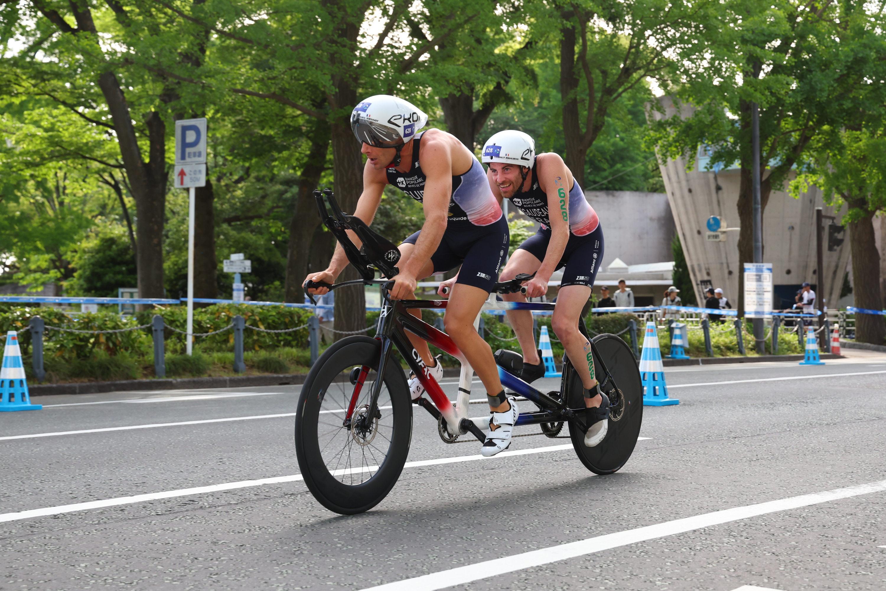 Jeux paralympiques : Courvoisier/Rigaudeau et Henriet/Viennot, deux couples sur la ligne de départ du paratriathlon