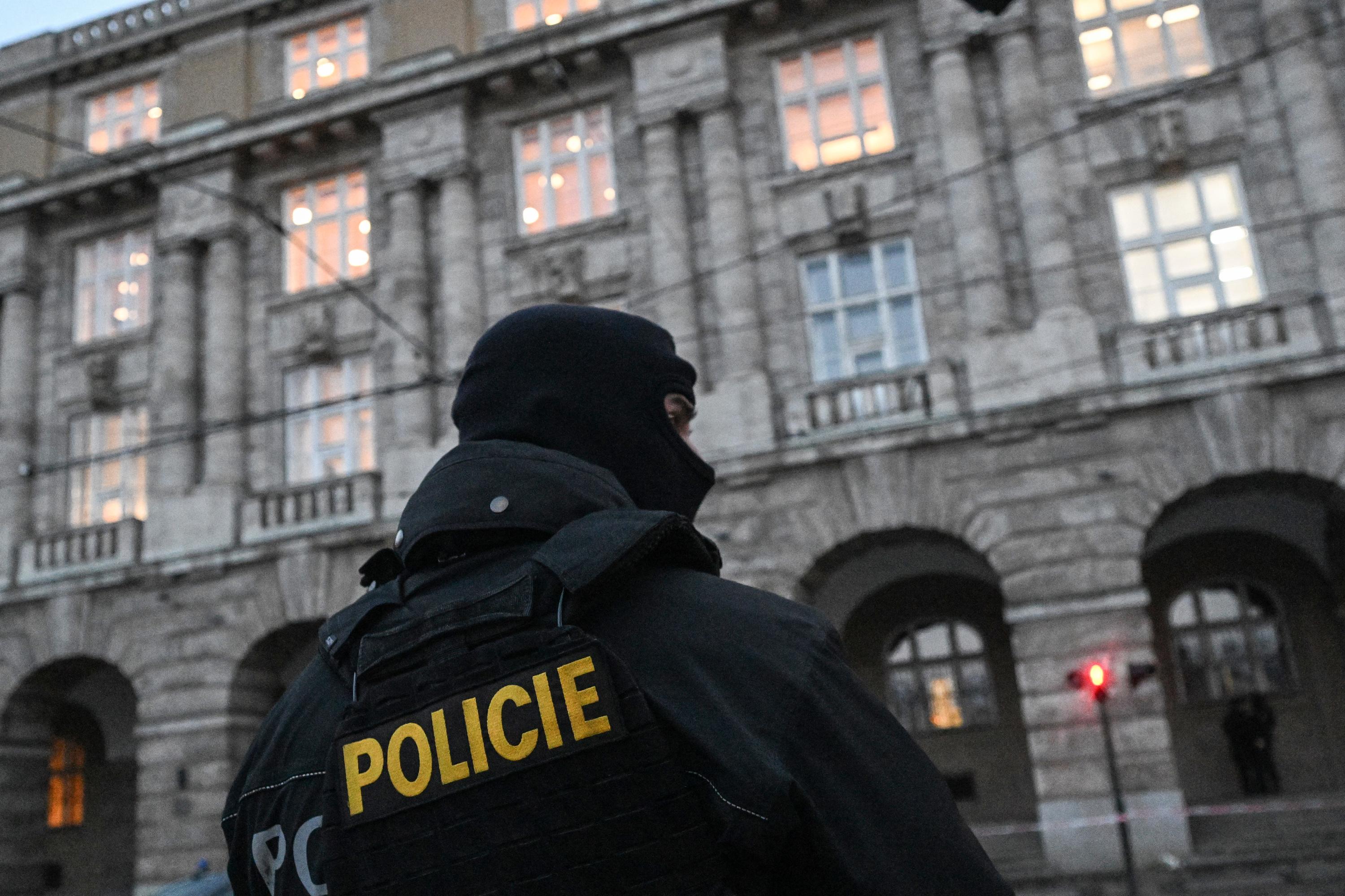 République tchèque : deux enfants blessés au couteau par une camarade