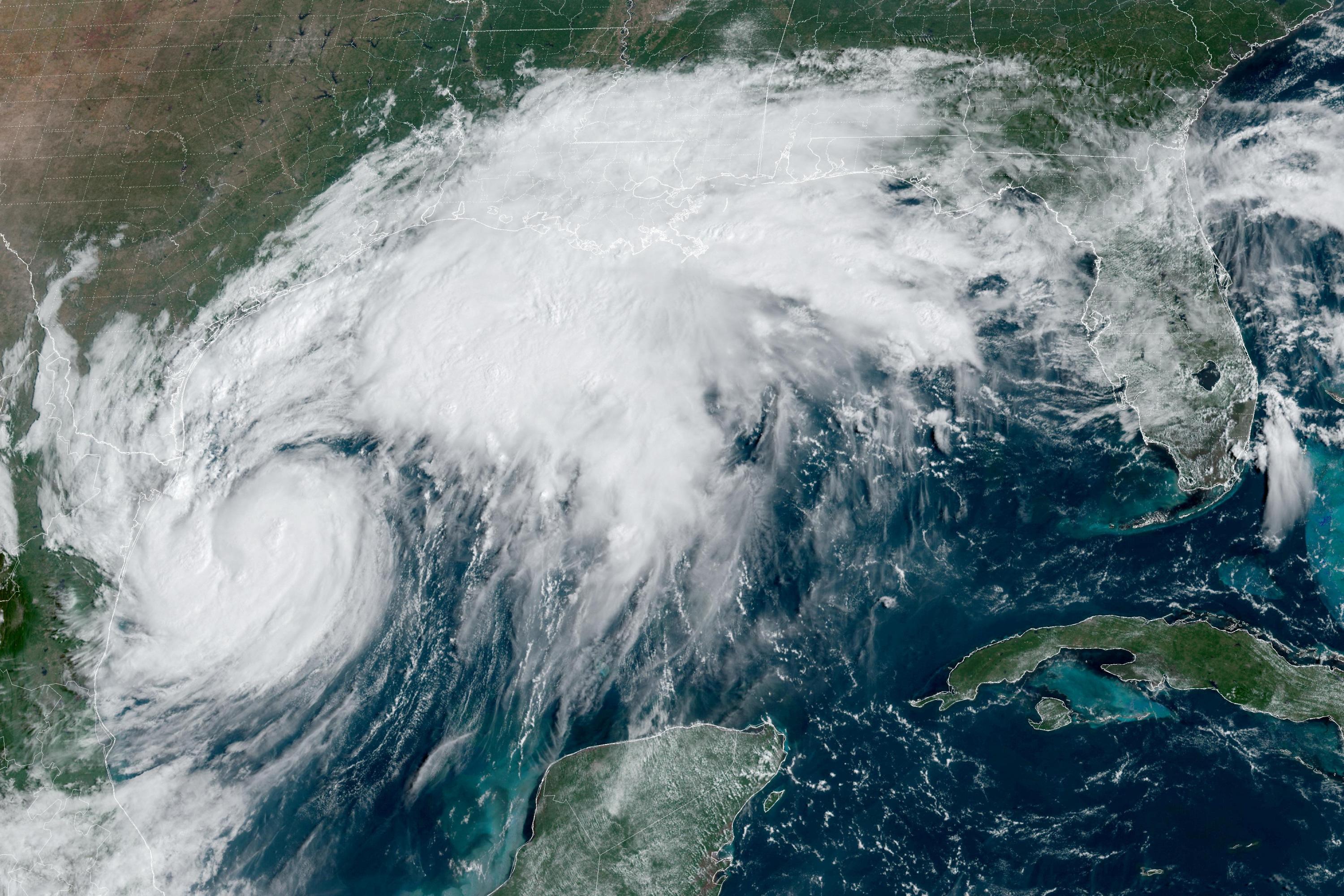 La tempête Francine, bientôt classée comme ouragan, se dirige vers la Louisiane