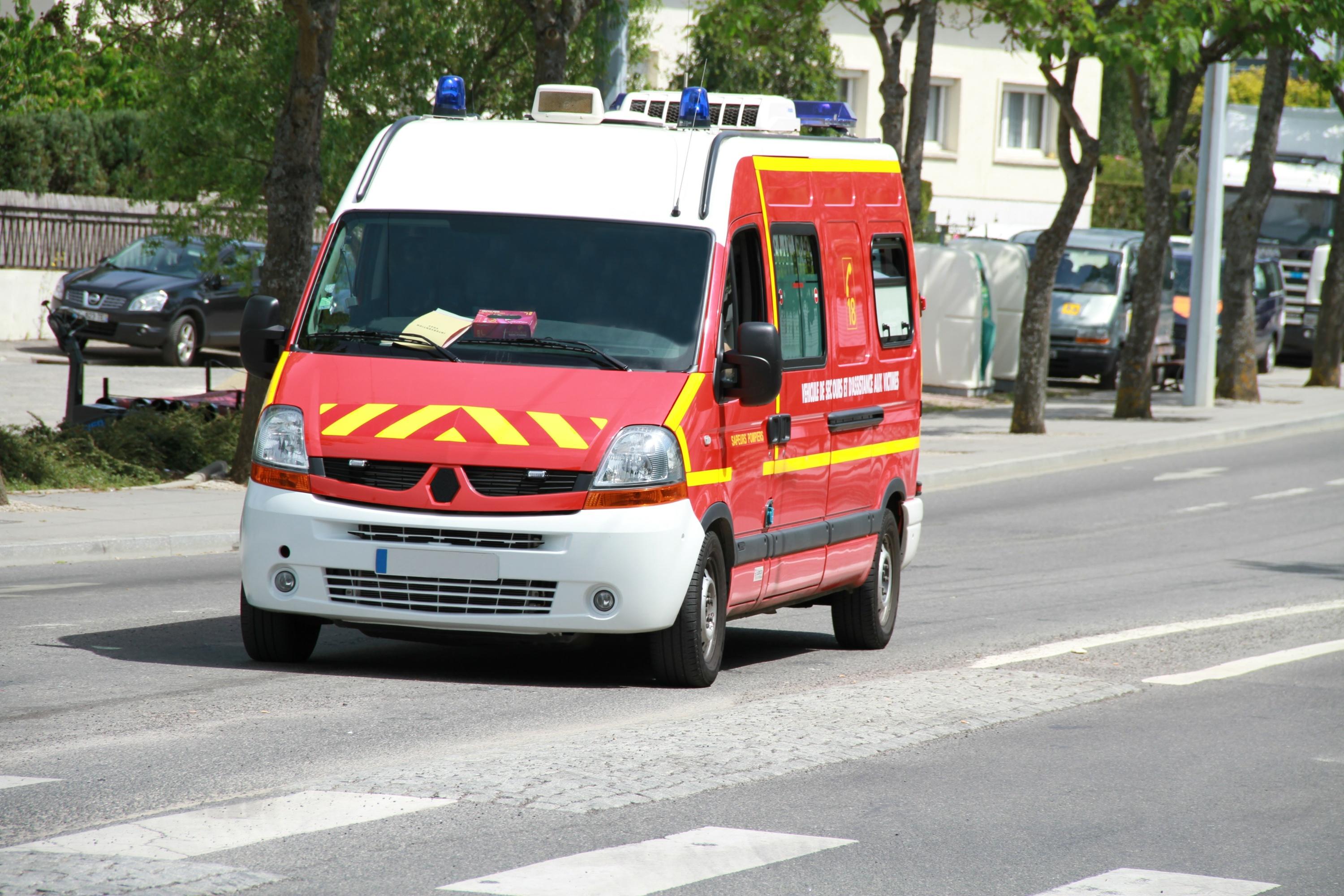 Seine-et-Marne : un bus scolaire se renverse, une quinzaine d’adolescents blessés