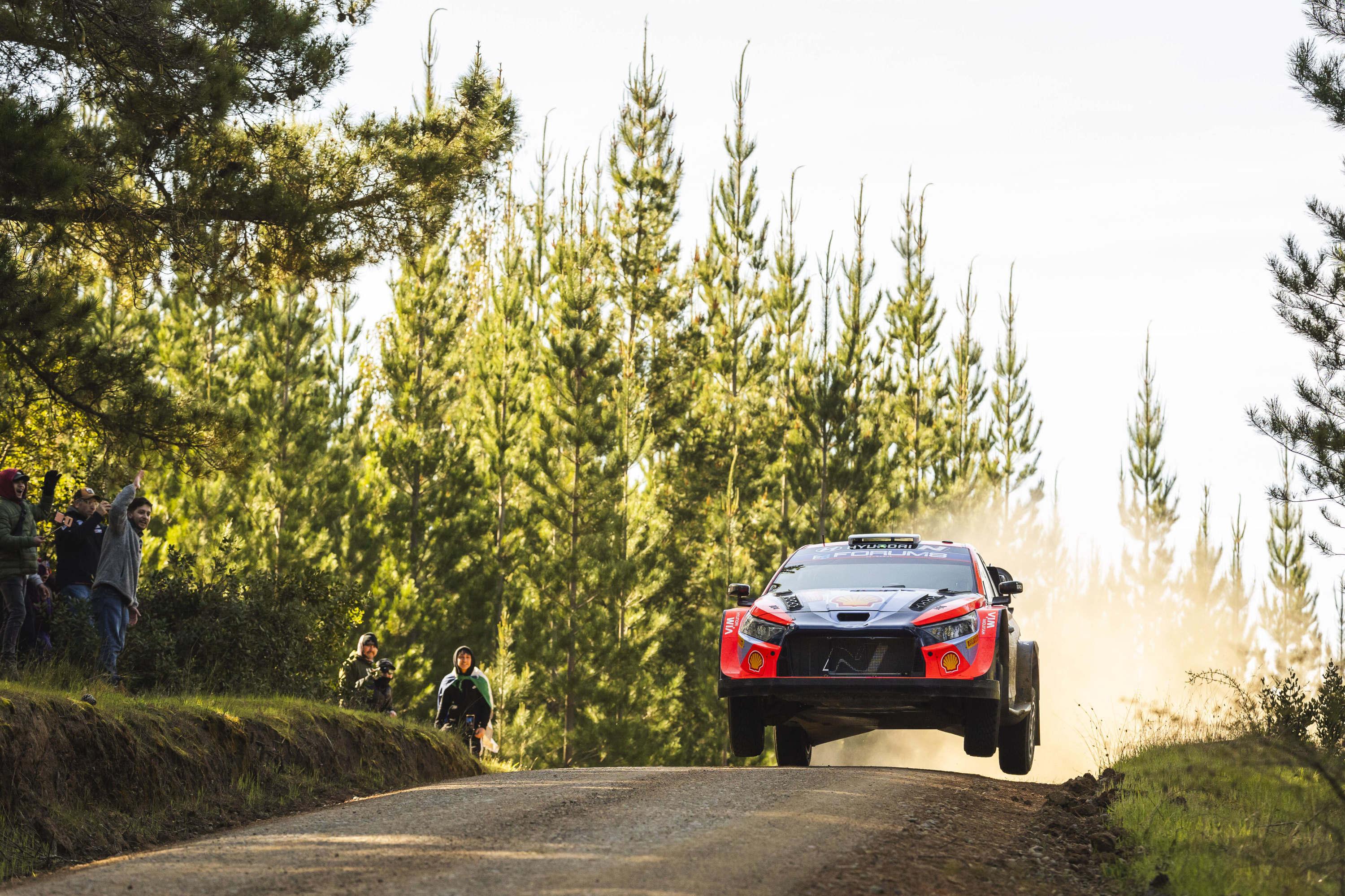 Rallye : Ott Tänak mène les débats, Ogier crève