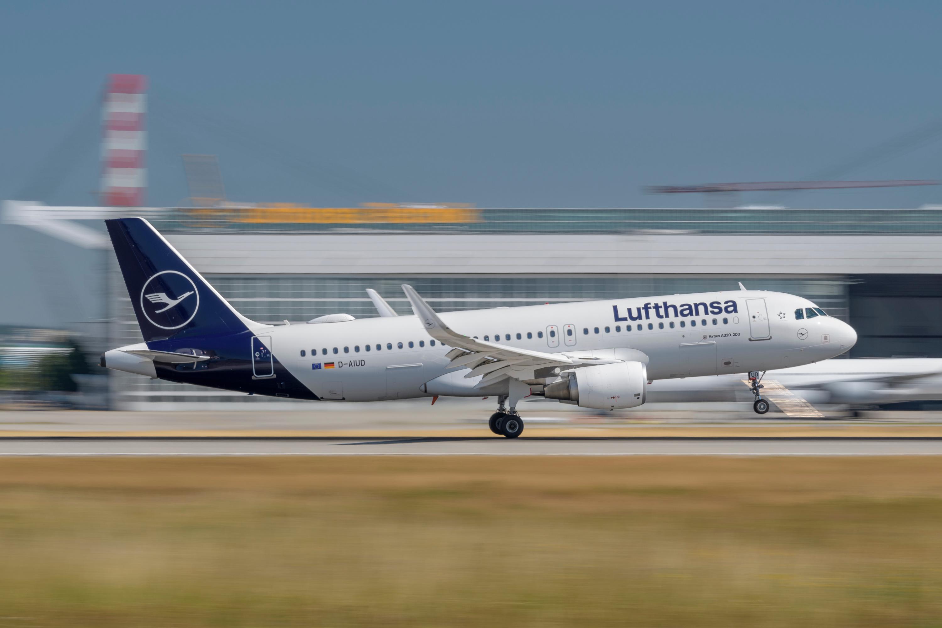 La compagnie allemande Lufthansa prolonge la suspension de ses vols vers Beyrouth jusqu'au 30 novembre