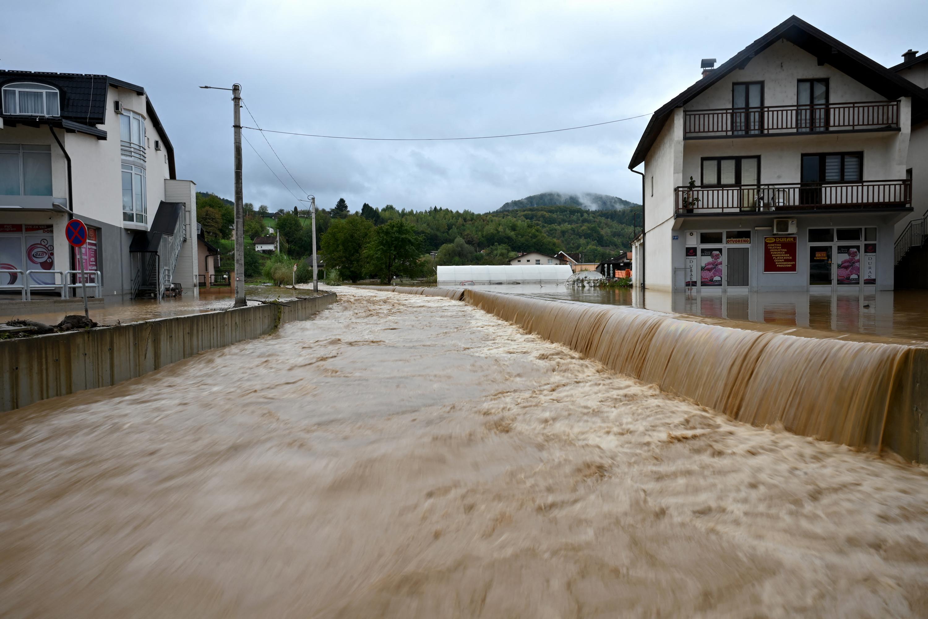 Bosnie&nbsp;: au moins 14&nbsp;morts dans des inondations