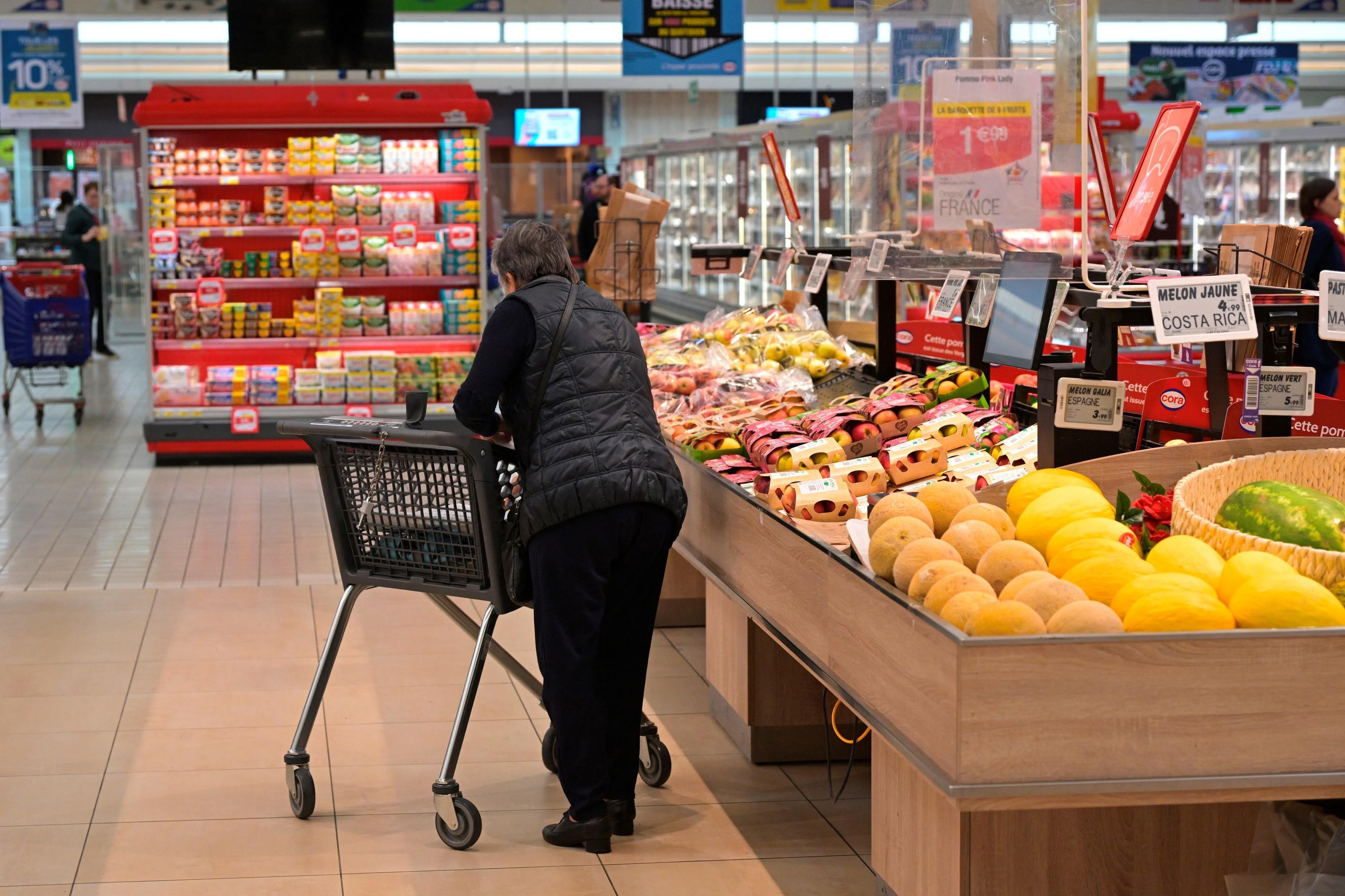 Beurre, sucre, café... Risque-t-on de voir les prix flamber dans les rayons ?