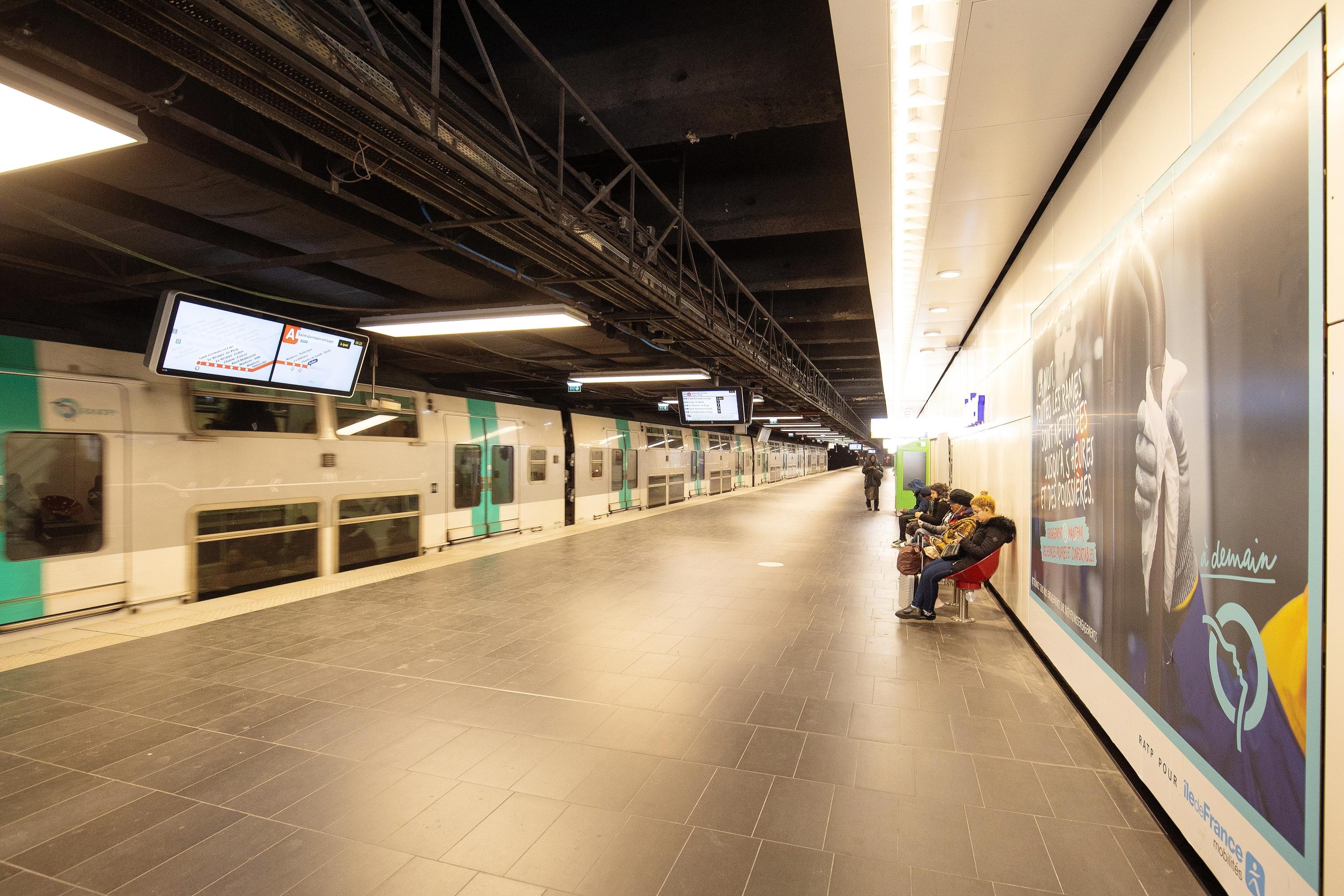 Déclenchement abusif d’alarme, malaise voyageur... Une matinée compliquée sur les lignes de RER en Île-de-France