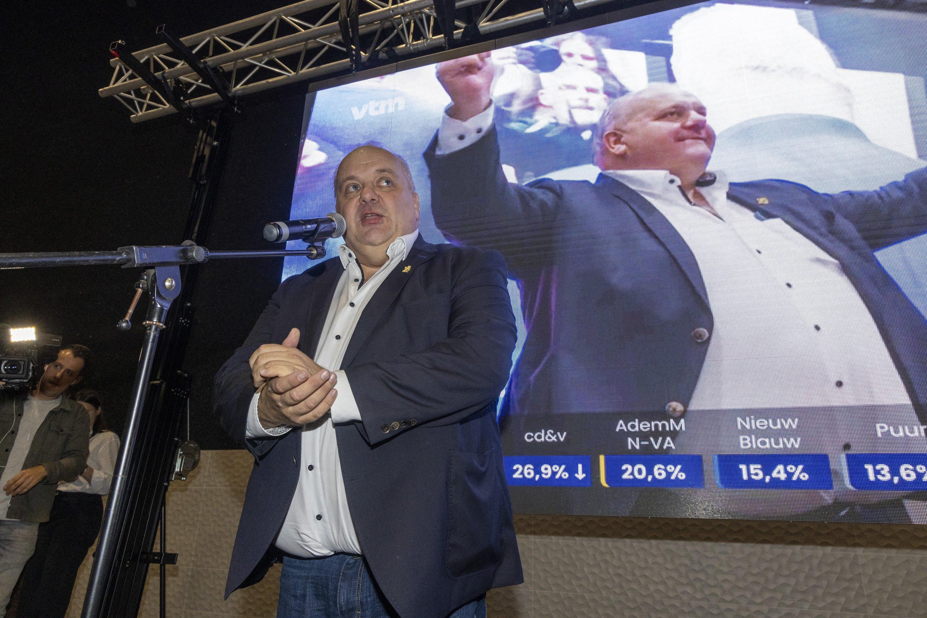 Pour la première fois, l'extrême droite belge conquiert une ville en Flandre