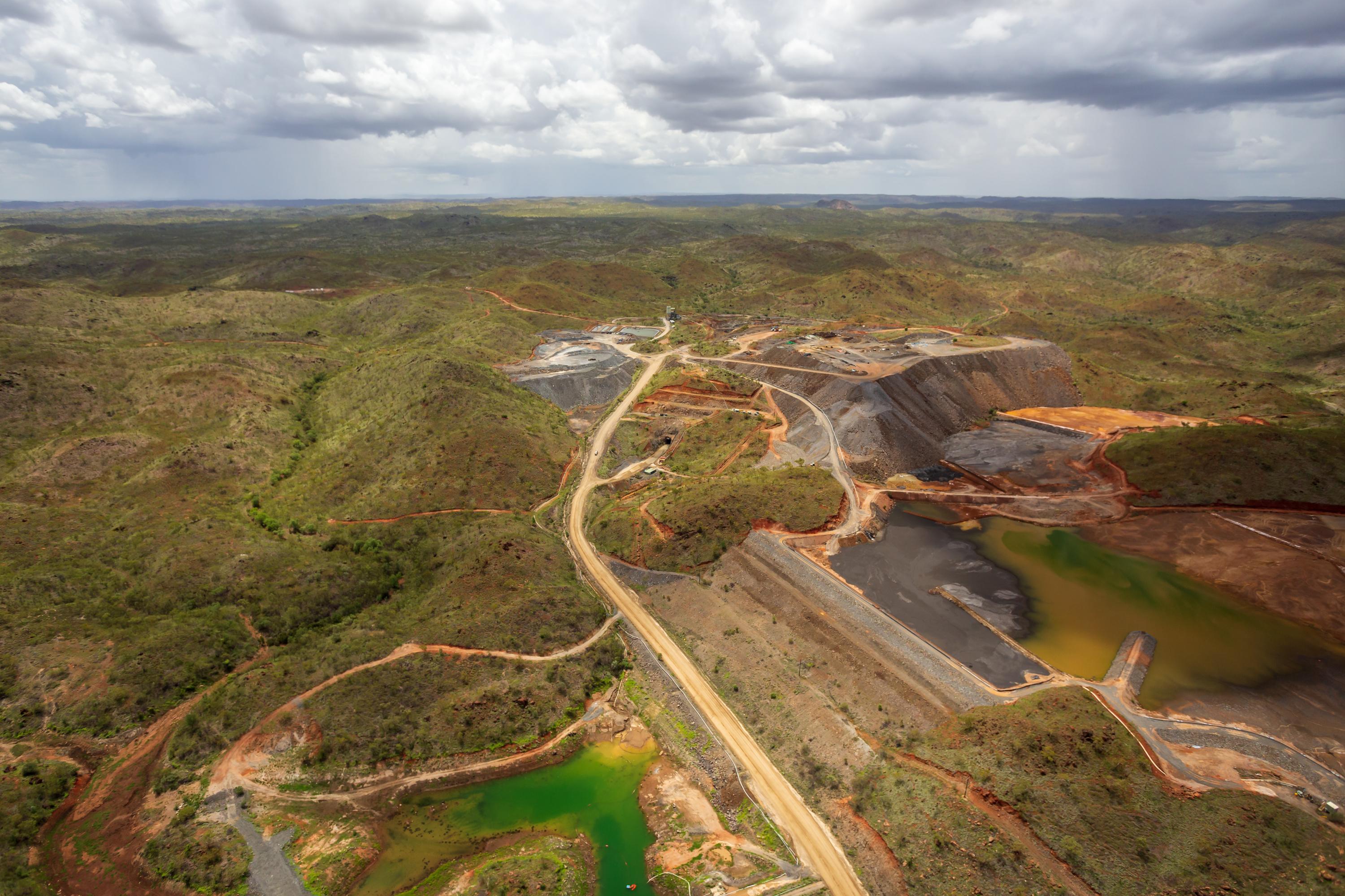 Nouvelle-Calédonie : le berceau de l'industrie mondiale du nickel ferme ses portes