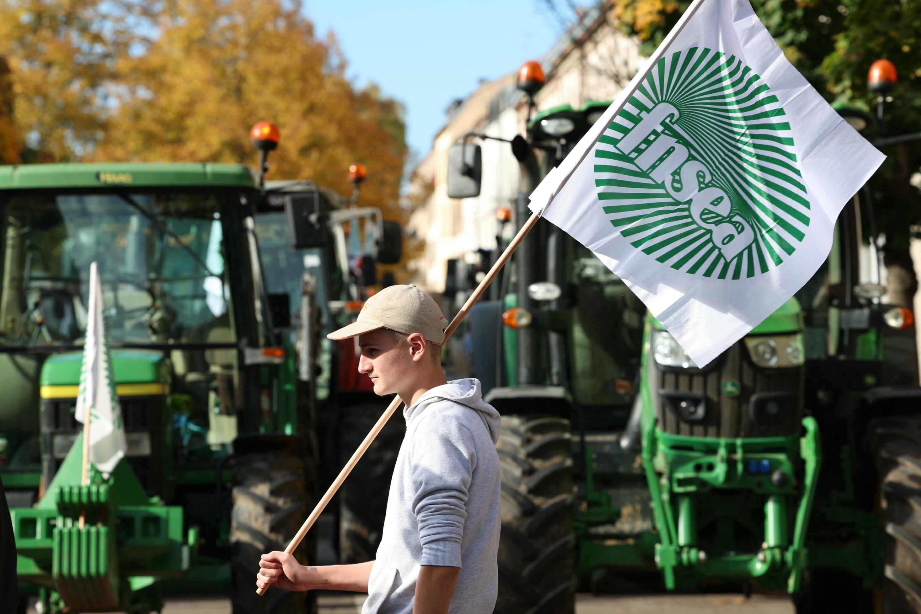 Agriculture: les syndicats majoritaires appellent à des manifestations «à partir du 15 novembre»