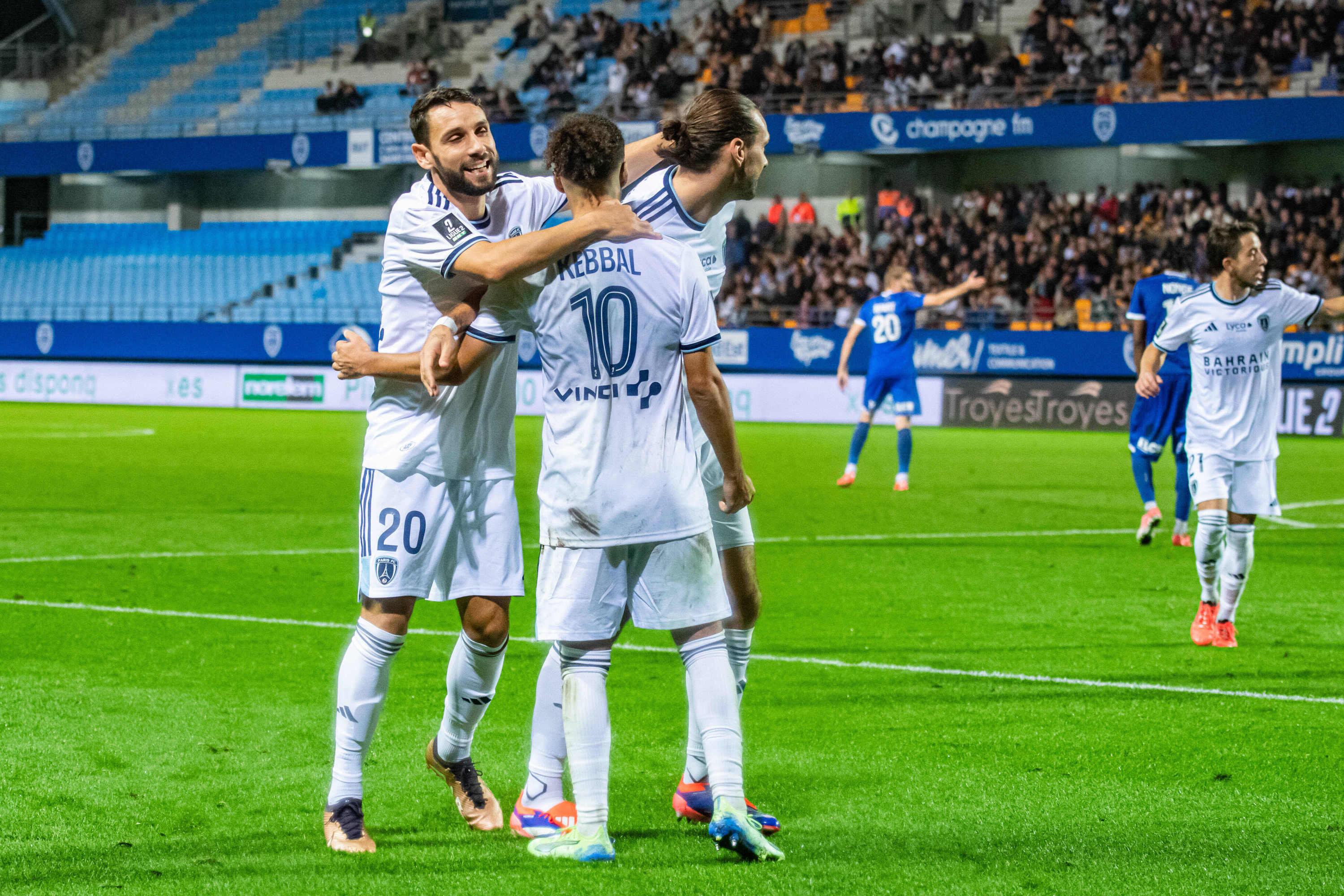 Ligue 2 : le Paris FC reprend la tête après sa large victoire à Troyes