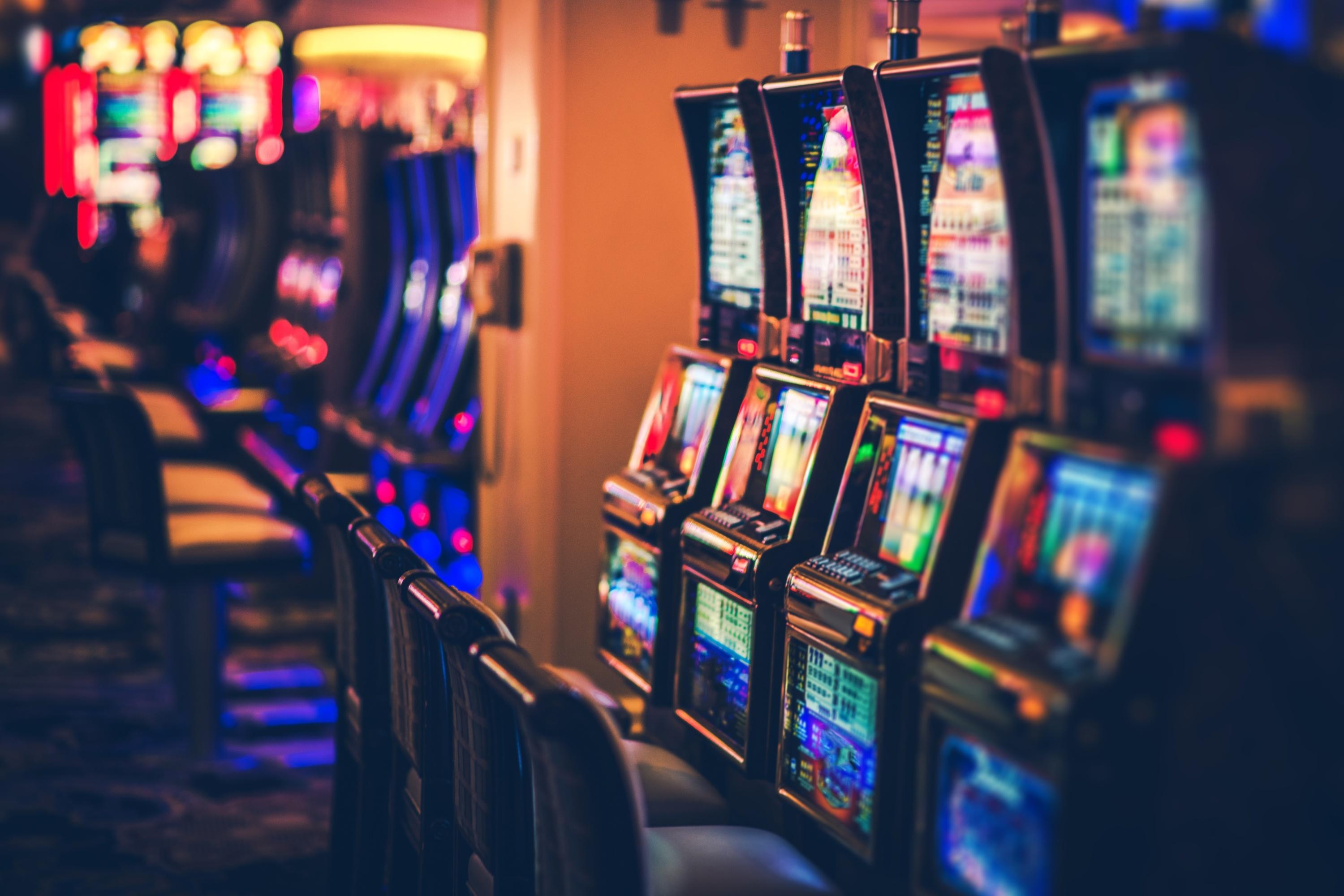 Fermeture d’établissements, baisse des recettes fiscales... Le maire de La Baule s’inquiète de la légalisation des casinos en ligne