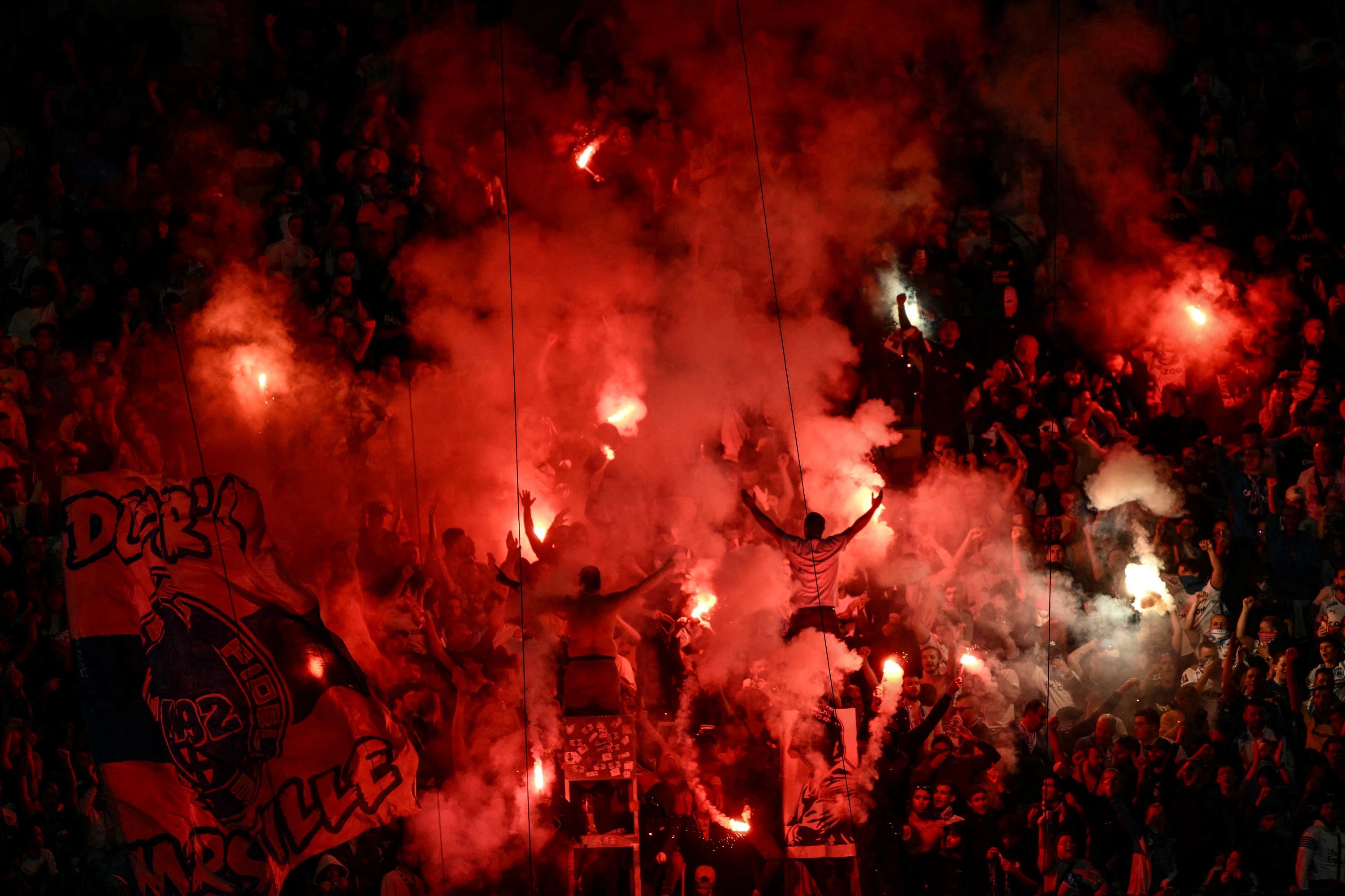 OM-PSG : en vidéo, l’accueil triomphal des supporters parisiens aux joueurs