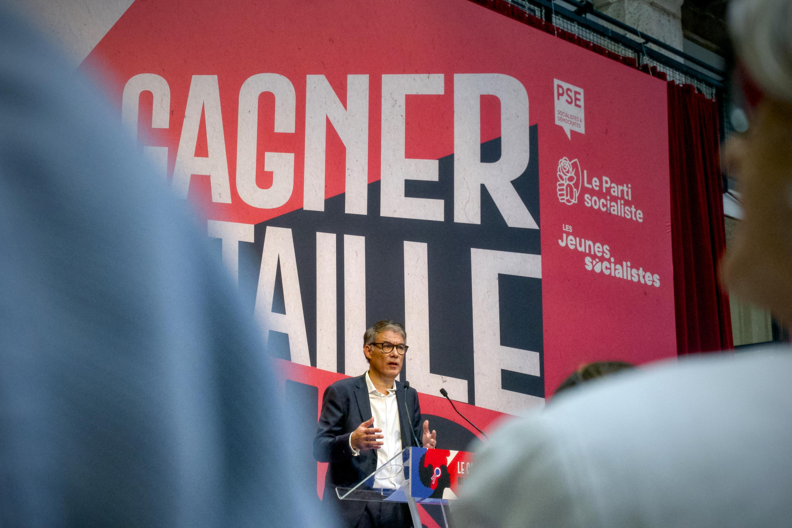 Au Parti socialiste, la guerre des adhésions est déclarée avant le Congrès