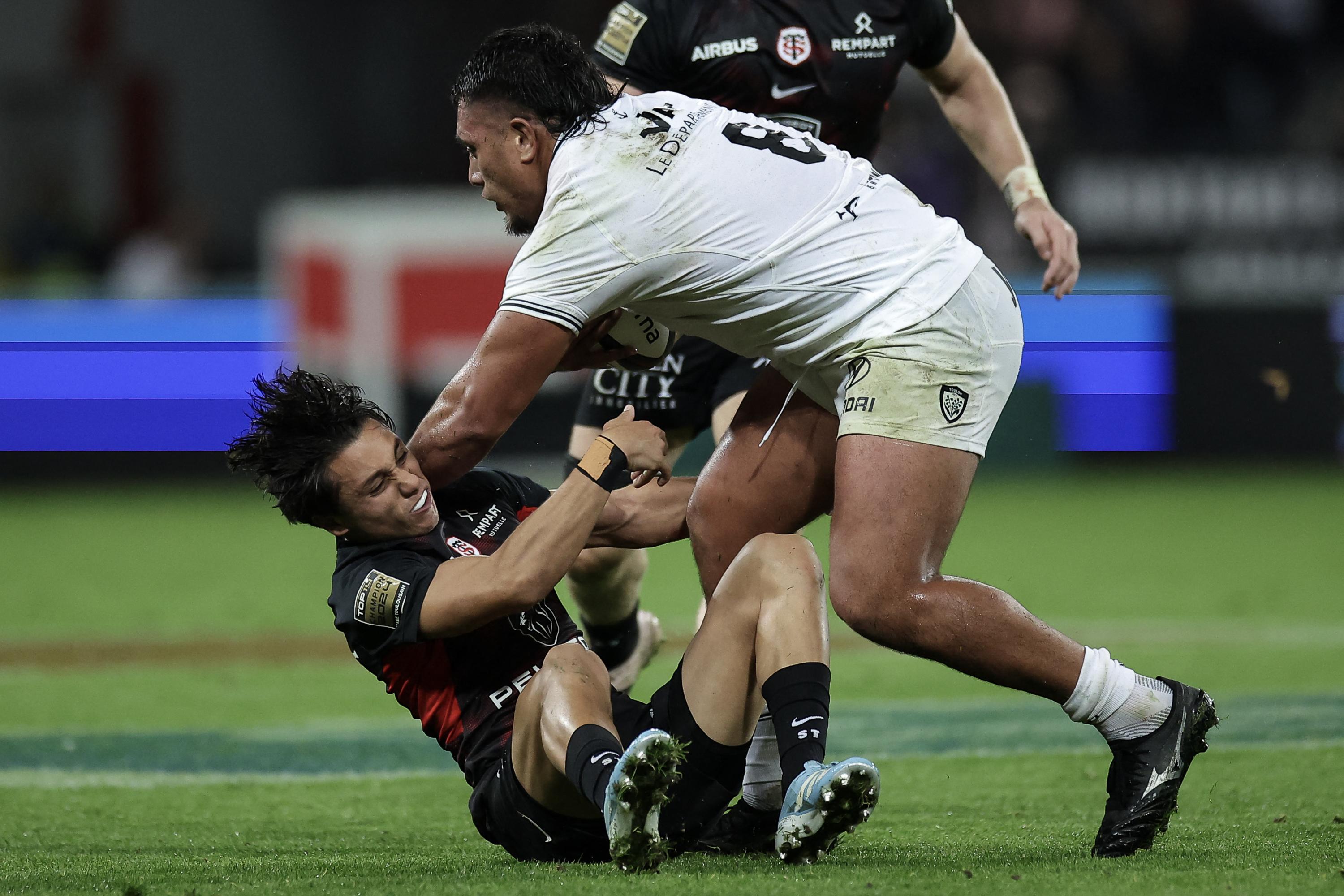 Top 14 : «On s’est envoyé comme des fous», relativise Selevasio Tolofua (Toulon)