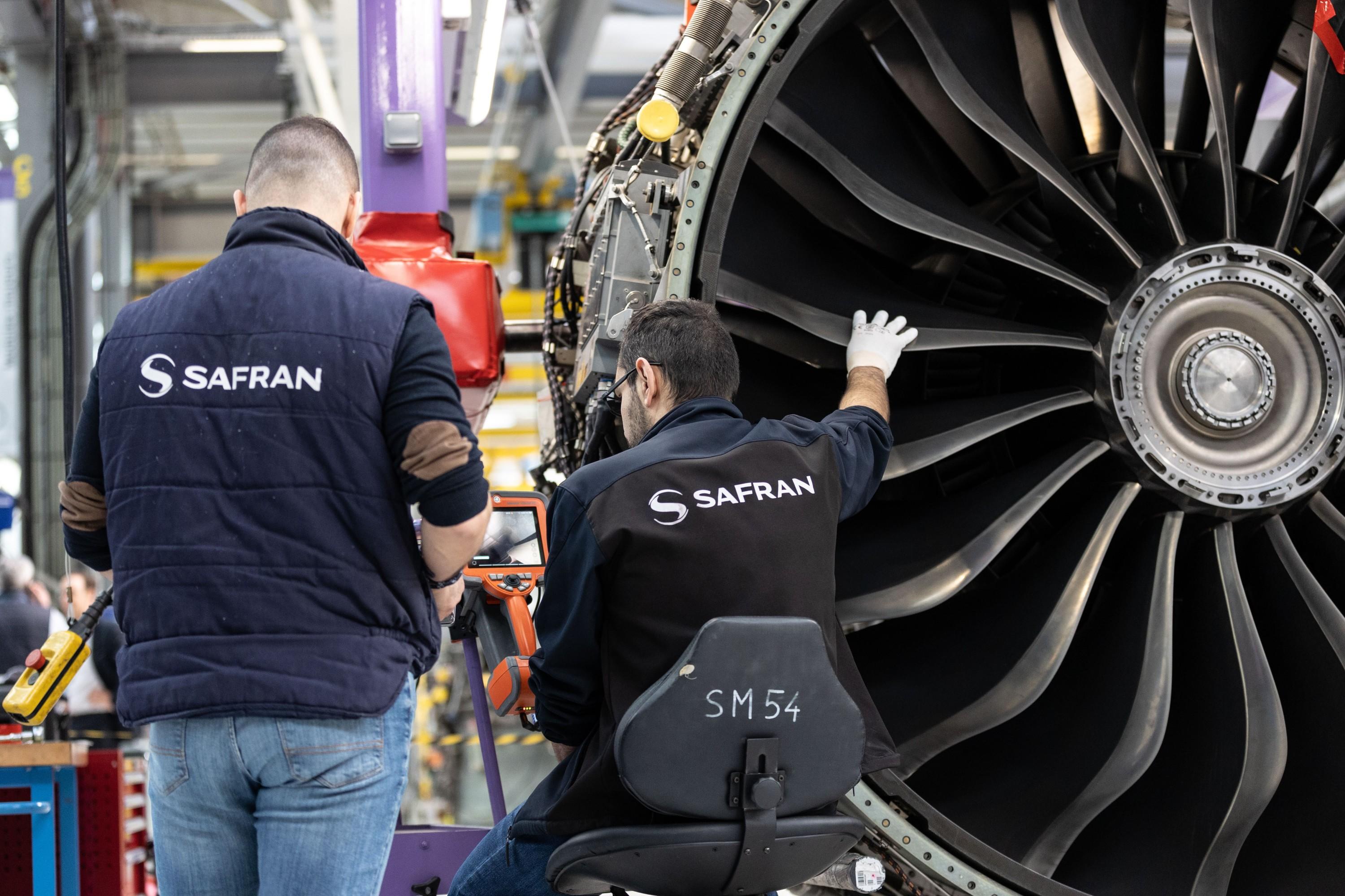 Investissements massifs, recrutement de 4000 personnes... Devant le succès de son moteur Leap, Safran muscle son réseau de services