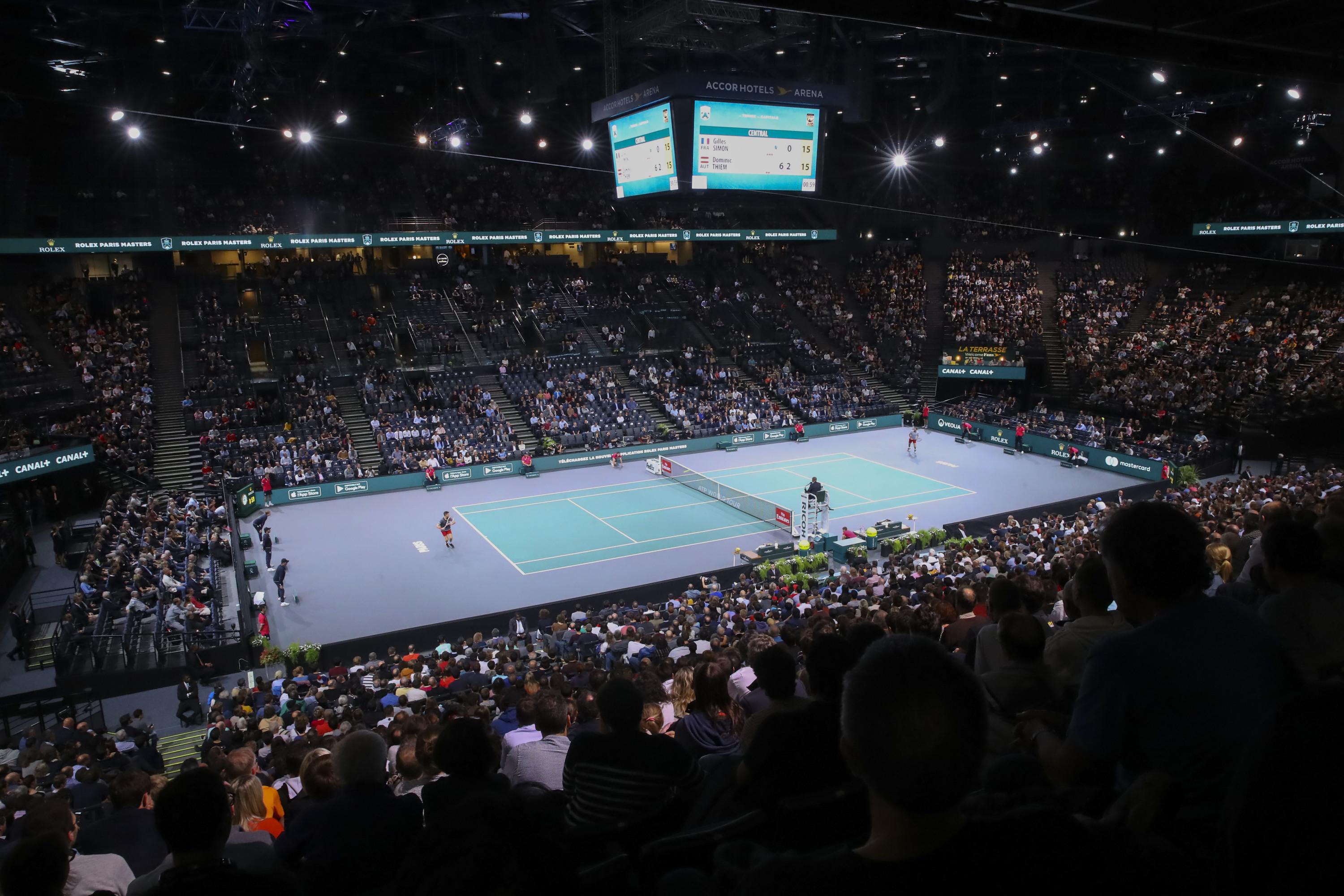 «Il va manquer à tout le monde ce central» : pour son dernier tournoi de tennis, Bercy a gardé le sens de la fête