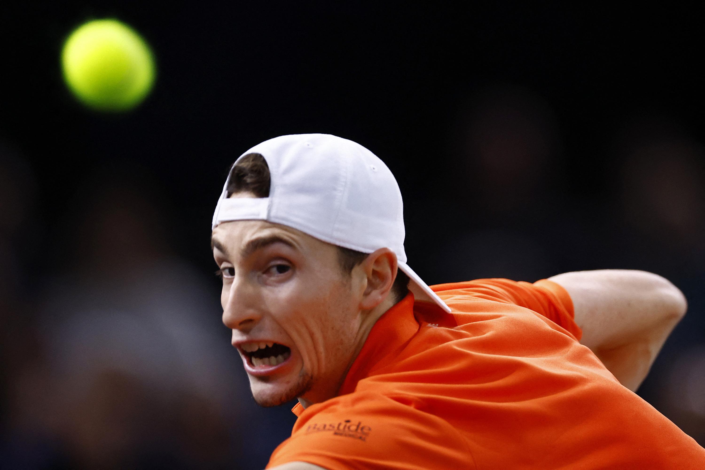 EN DIRECT - Rolex Paris Masters : Humbert perd la première manche